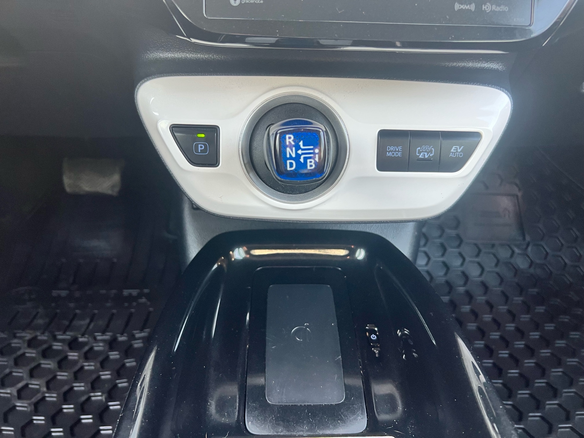 /autocainc/2018-Toyota-PriusPrime-003021661933067854.jpg