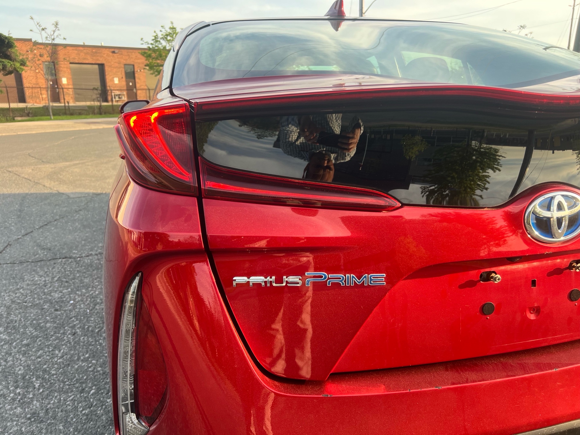 /autocainc/2018-Toyota-PriusPrime-12073628781189782.jpg