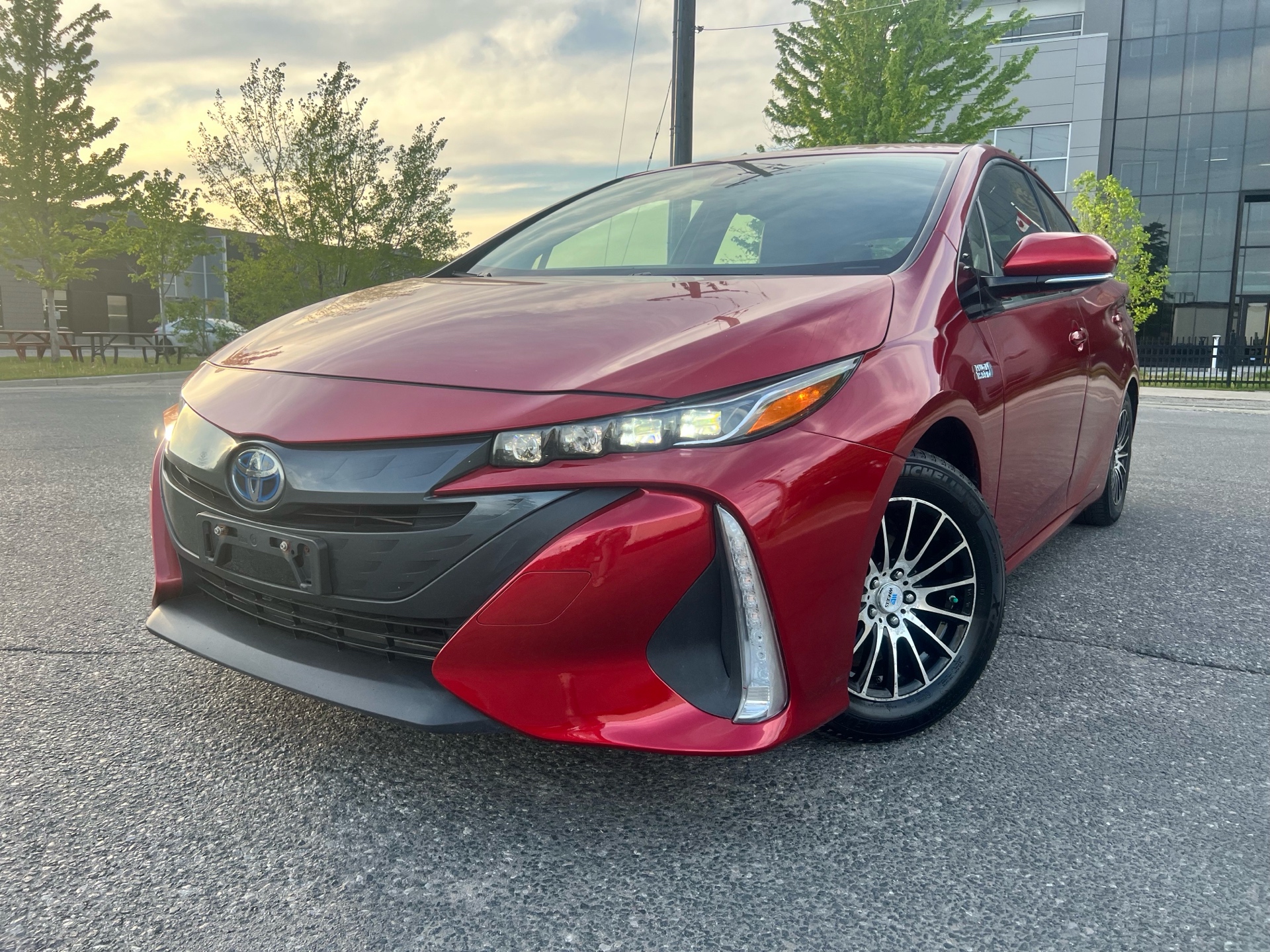 /autocainc/2018-Toyota-PriusPrime-1324442089738631.jpg