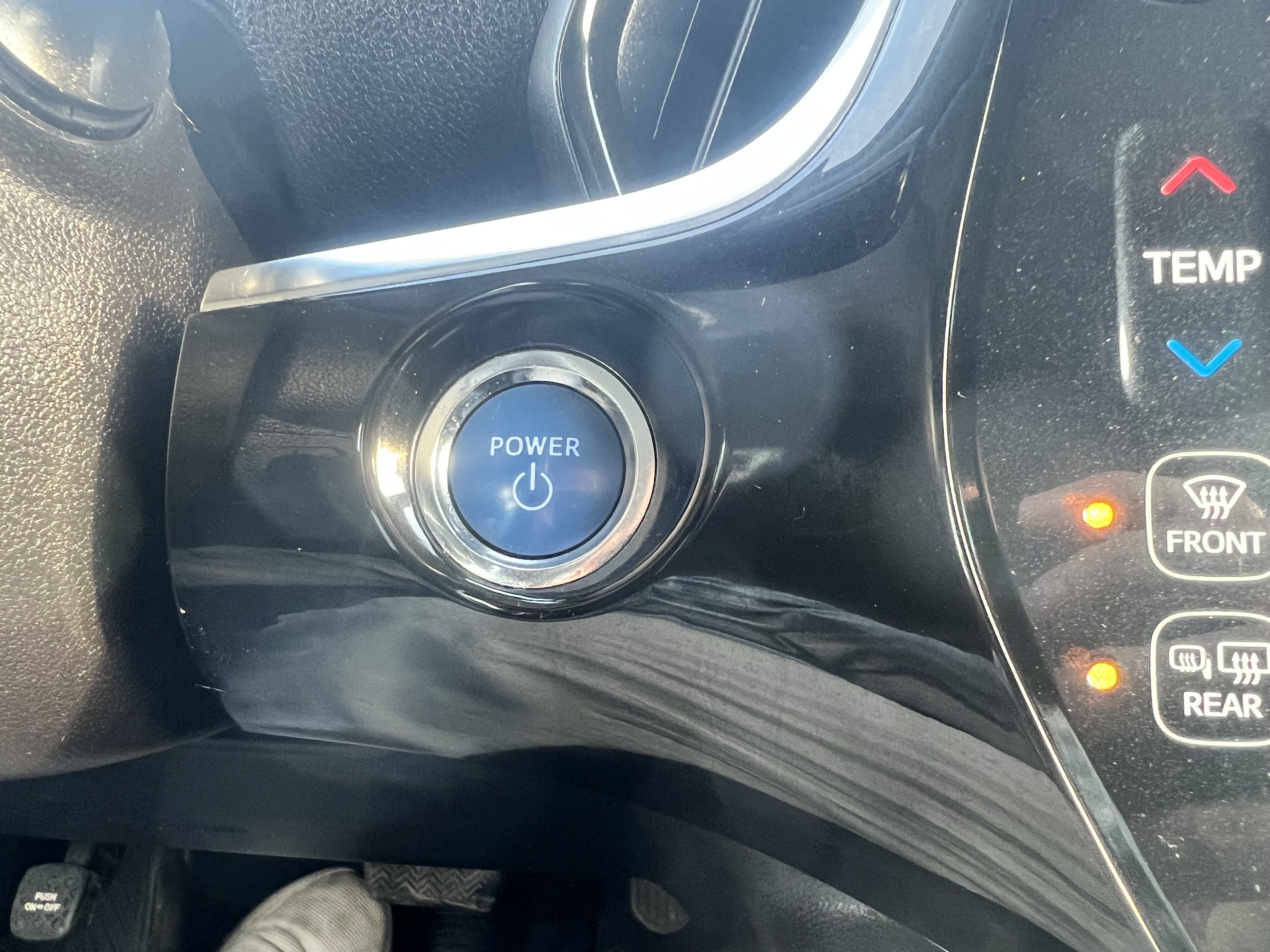/autocainc/2018-Toyota-PriusPrime-7454665029424976.jpg