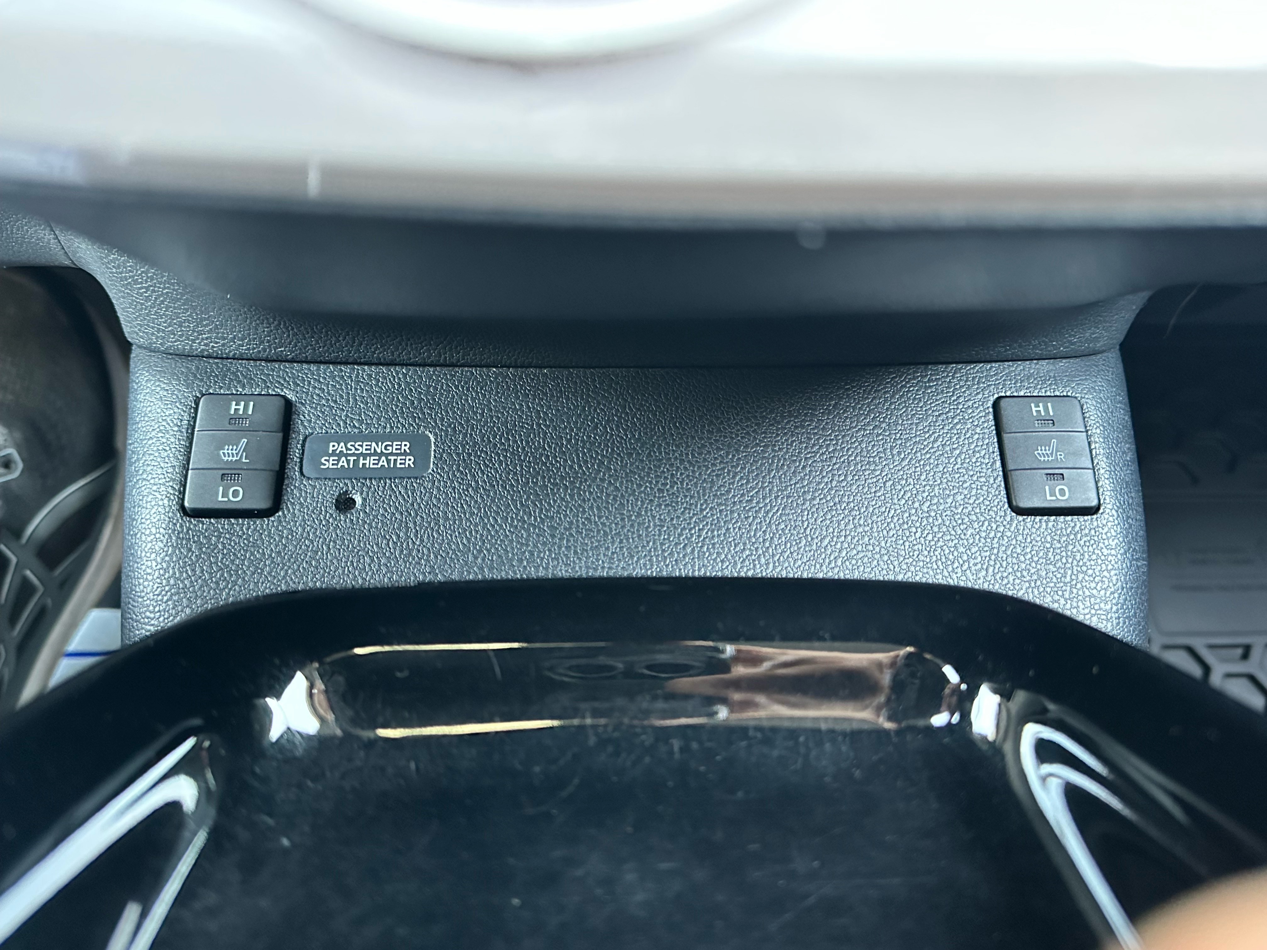 /autocainc/2018-Toyota-PriusPrime-9289951724270231.jpg
