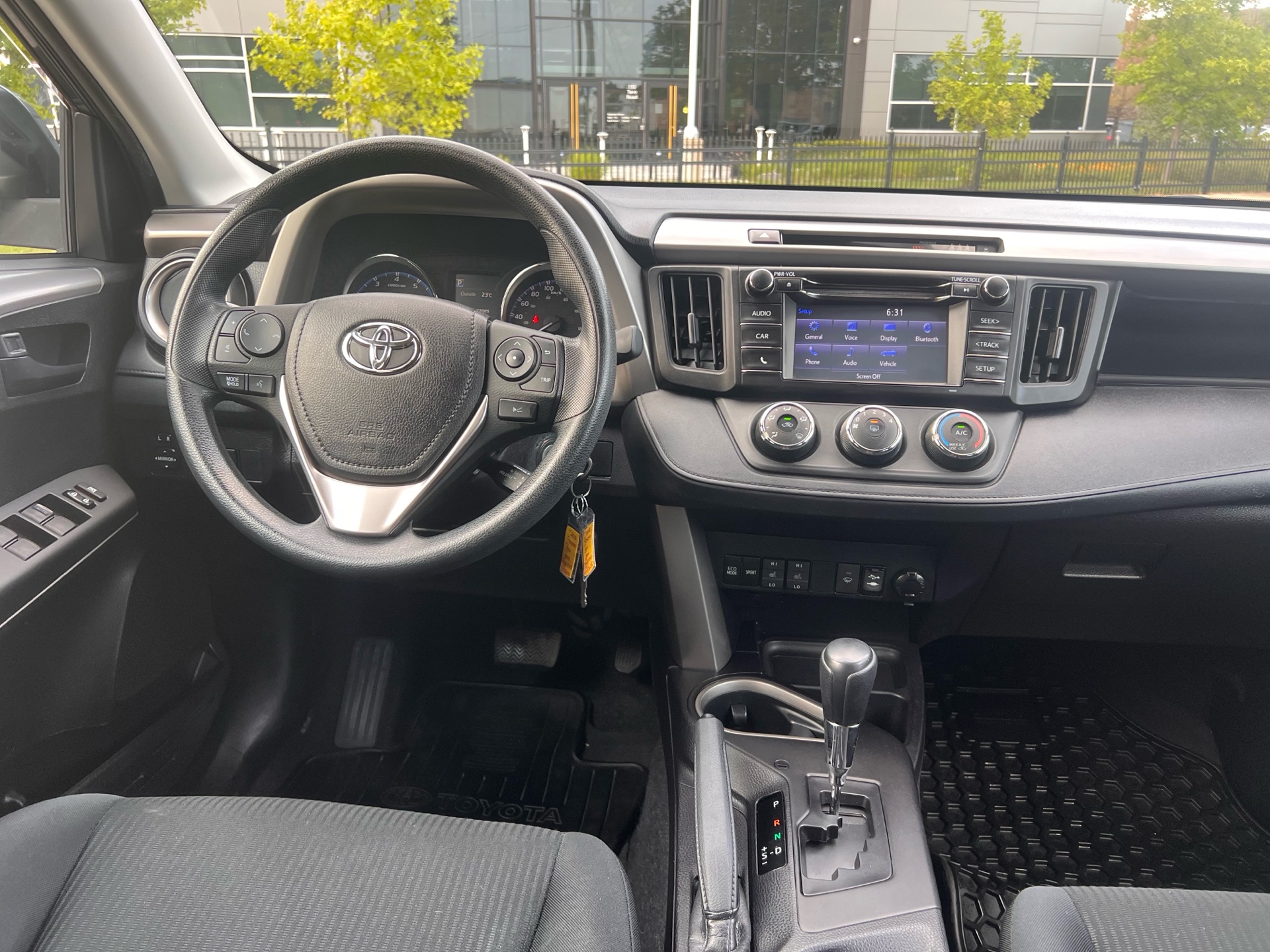 /autocainc/2018-Toyota-RAV4-8300908026582086.jpg