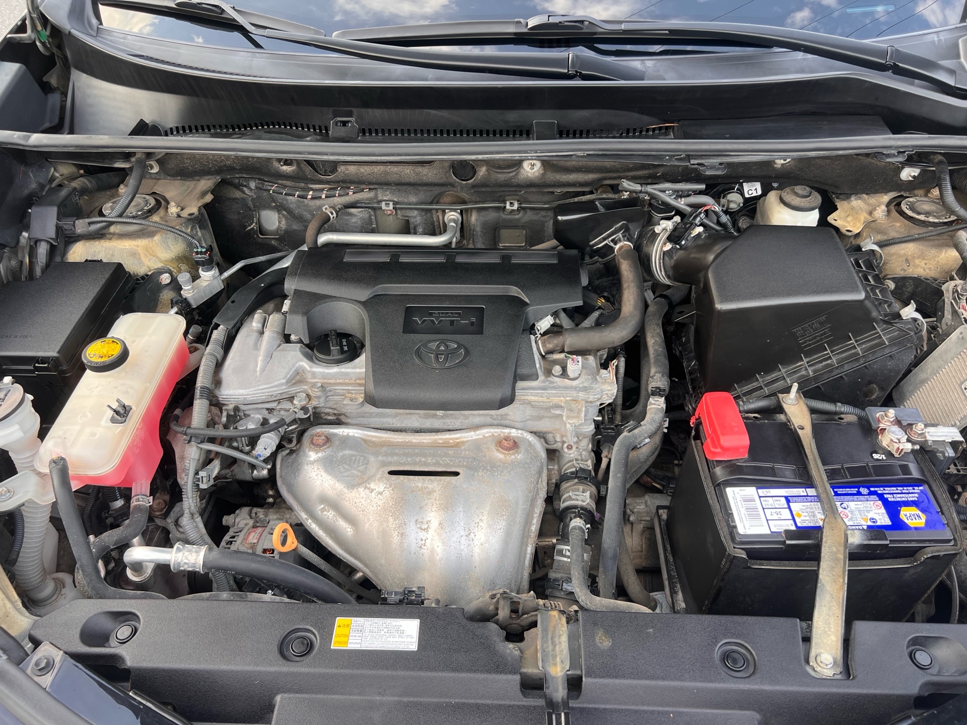 /autocainc/2018-Toyota-RAV4-8606561748667791.jpg