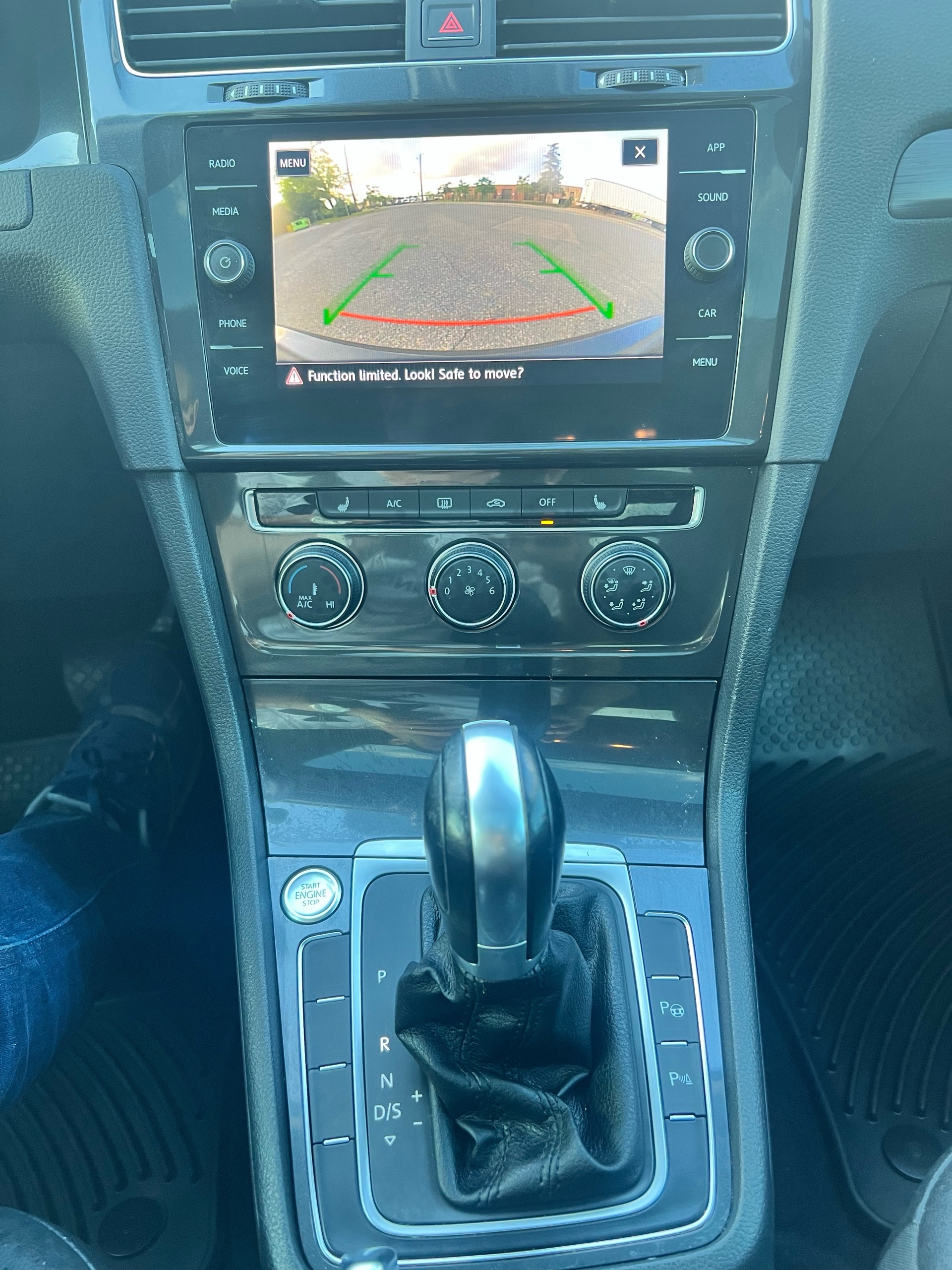 /autocainc/2018-Volkswagen-Golf-9028390082370077.jpg
