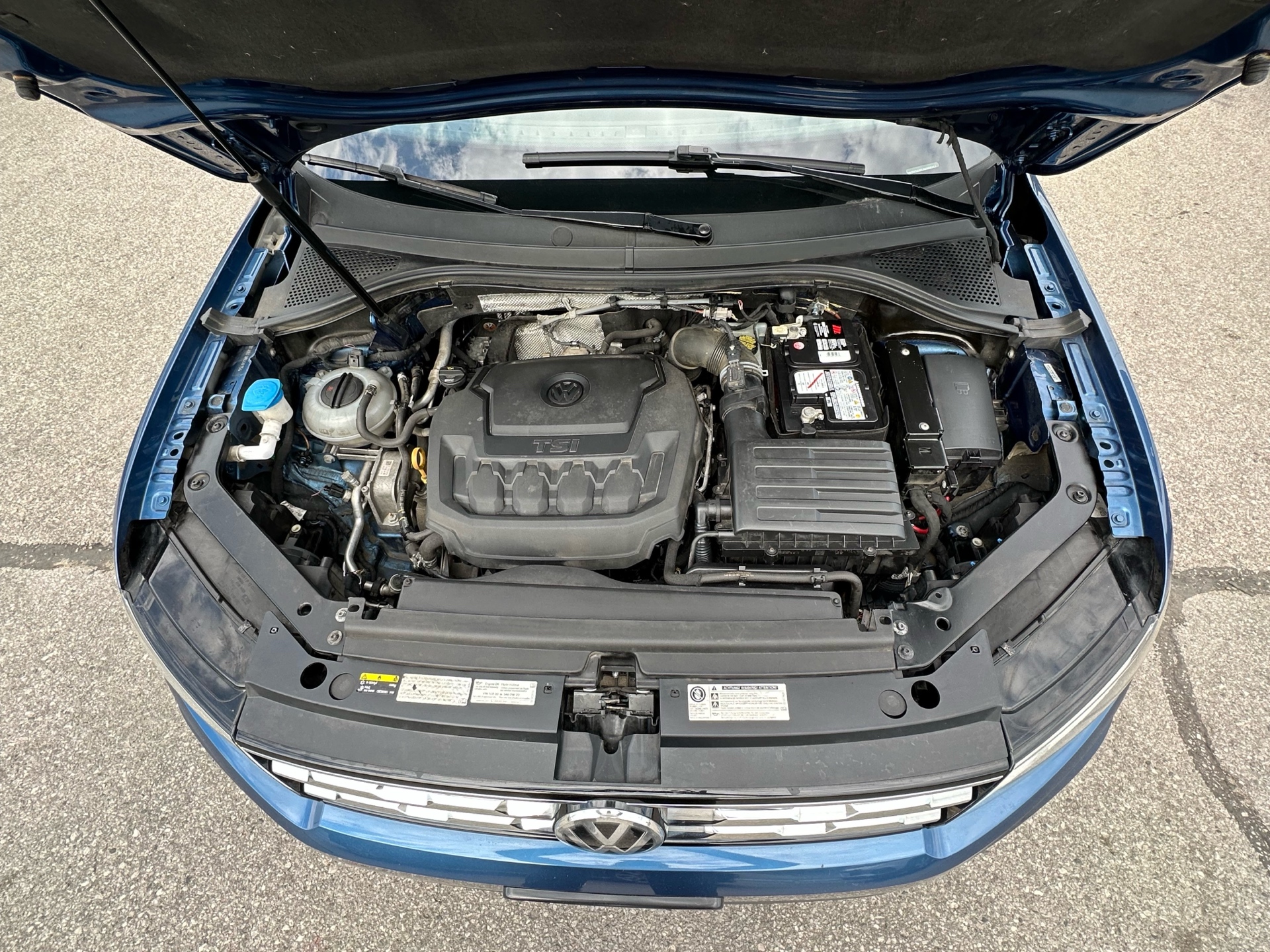 /autocainc/2018-Volkswagen-Tiguan-7070140552204105.jpg