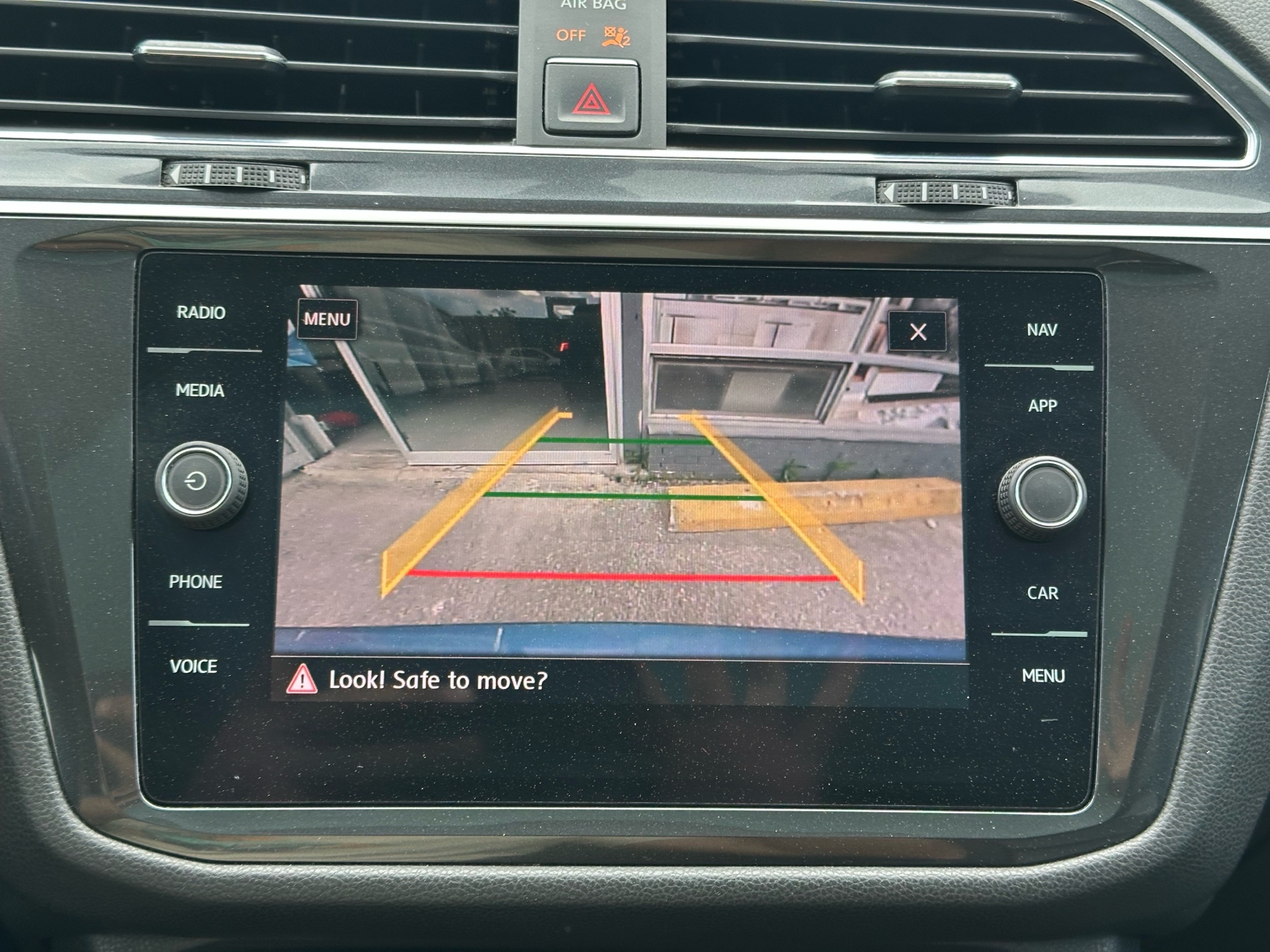 /autocainc/2018-Volkswagen-Tiguan-7357176076884524.jpg
