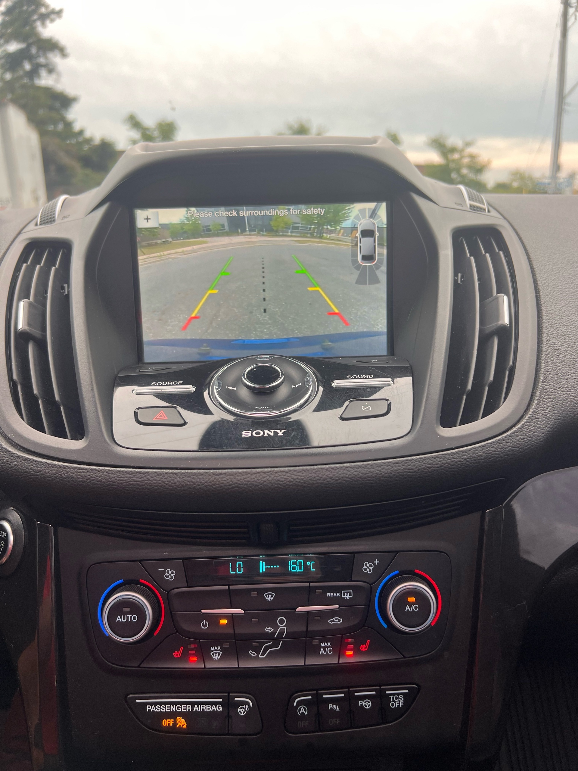 /autocainc/2019-Ford-Escape-8684941641782344.jpg