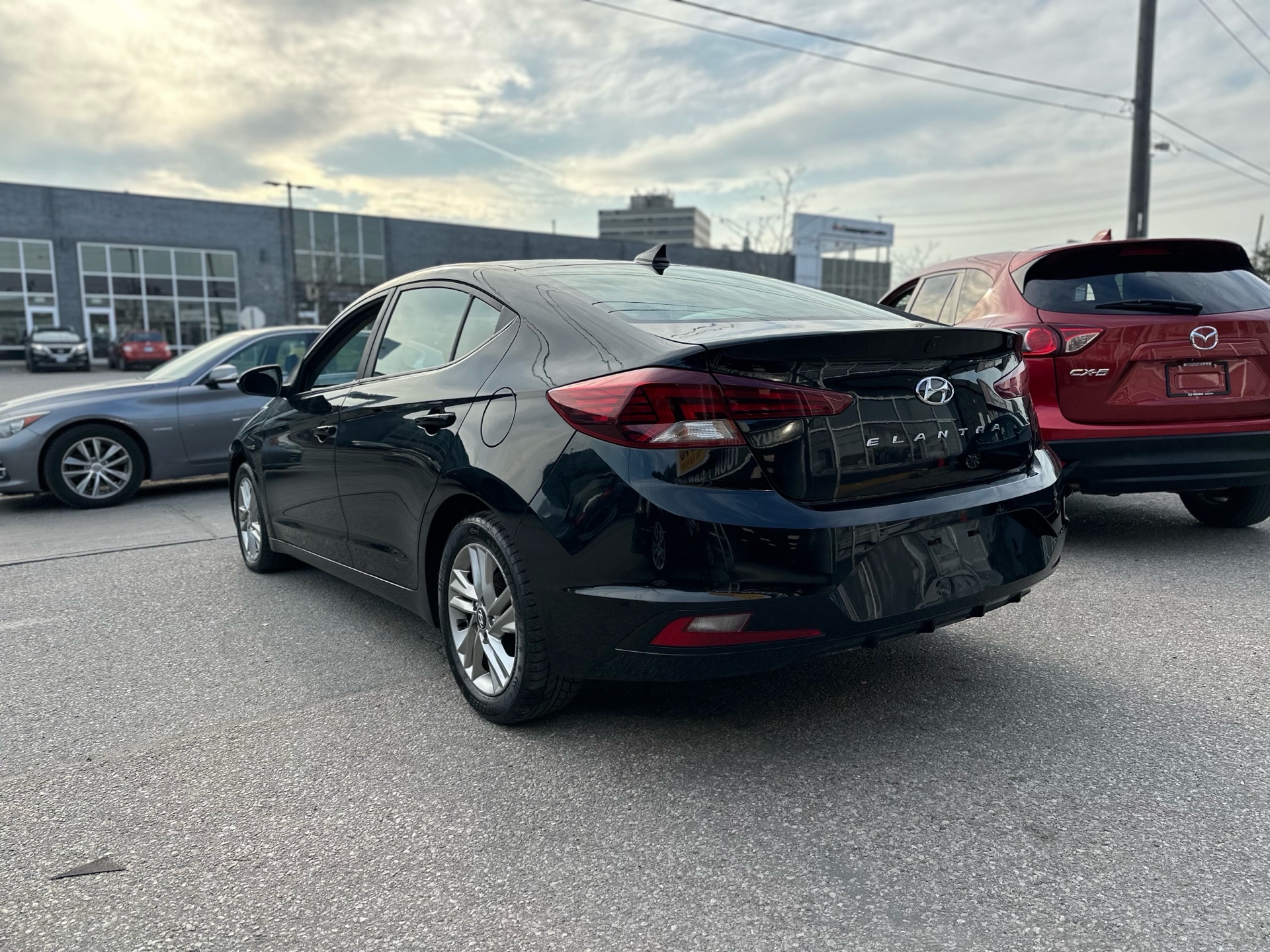 /autocainc/2019-Hyundai-Elantra-5261423968869325.jpg