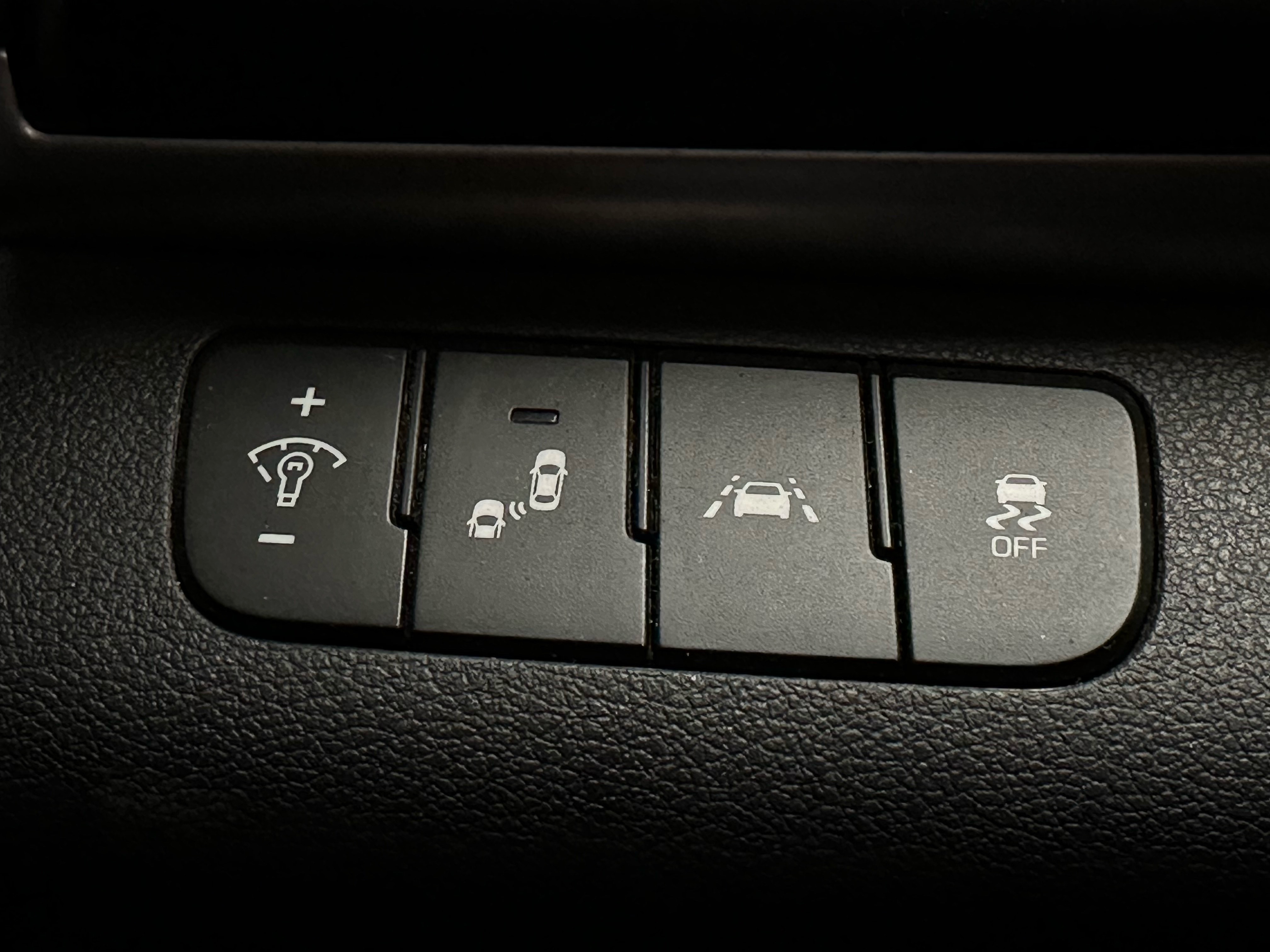 /autocainc/2019-Hyundai-Elantra-8088685371984676.jpg