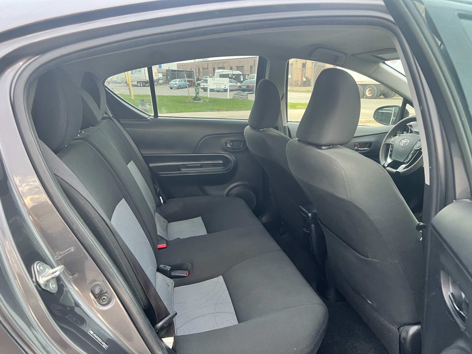 /autocainc/2019-Toyota-PriusC-6537290969618337.jpg