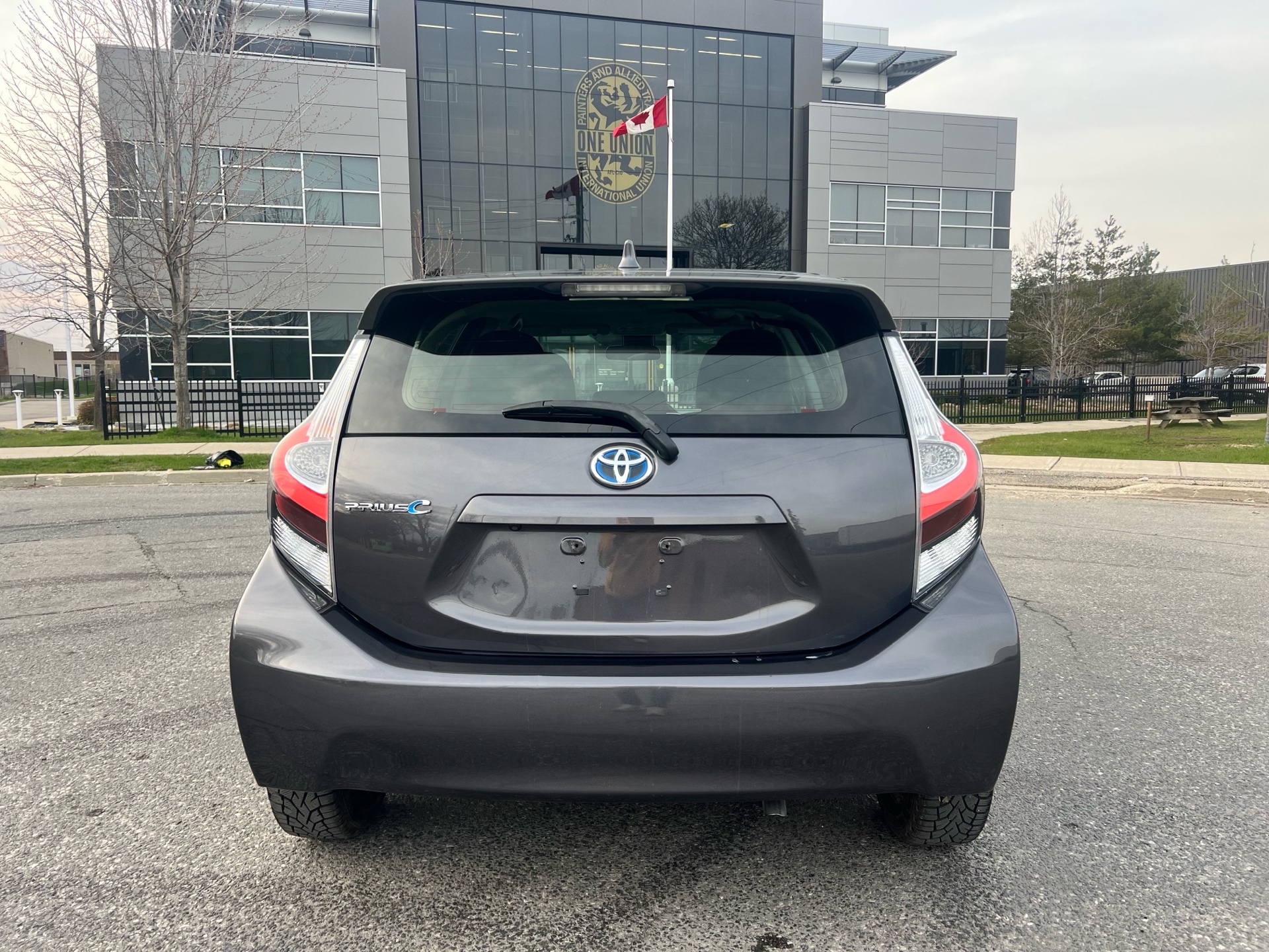 /autocainc/2019-Toyota-PriusC-899010422054179.jpg