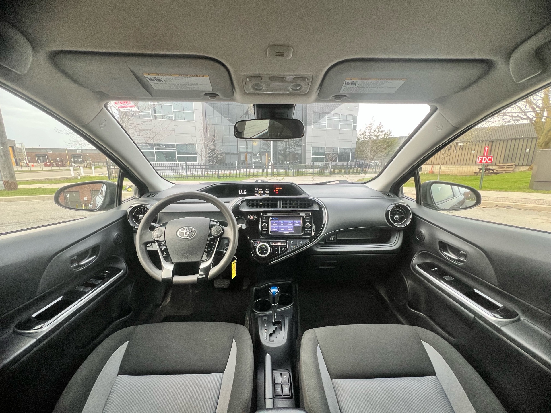 /autocainc/2019-Toyota-PriusC-9542936275327614.jpg