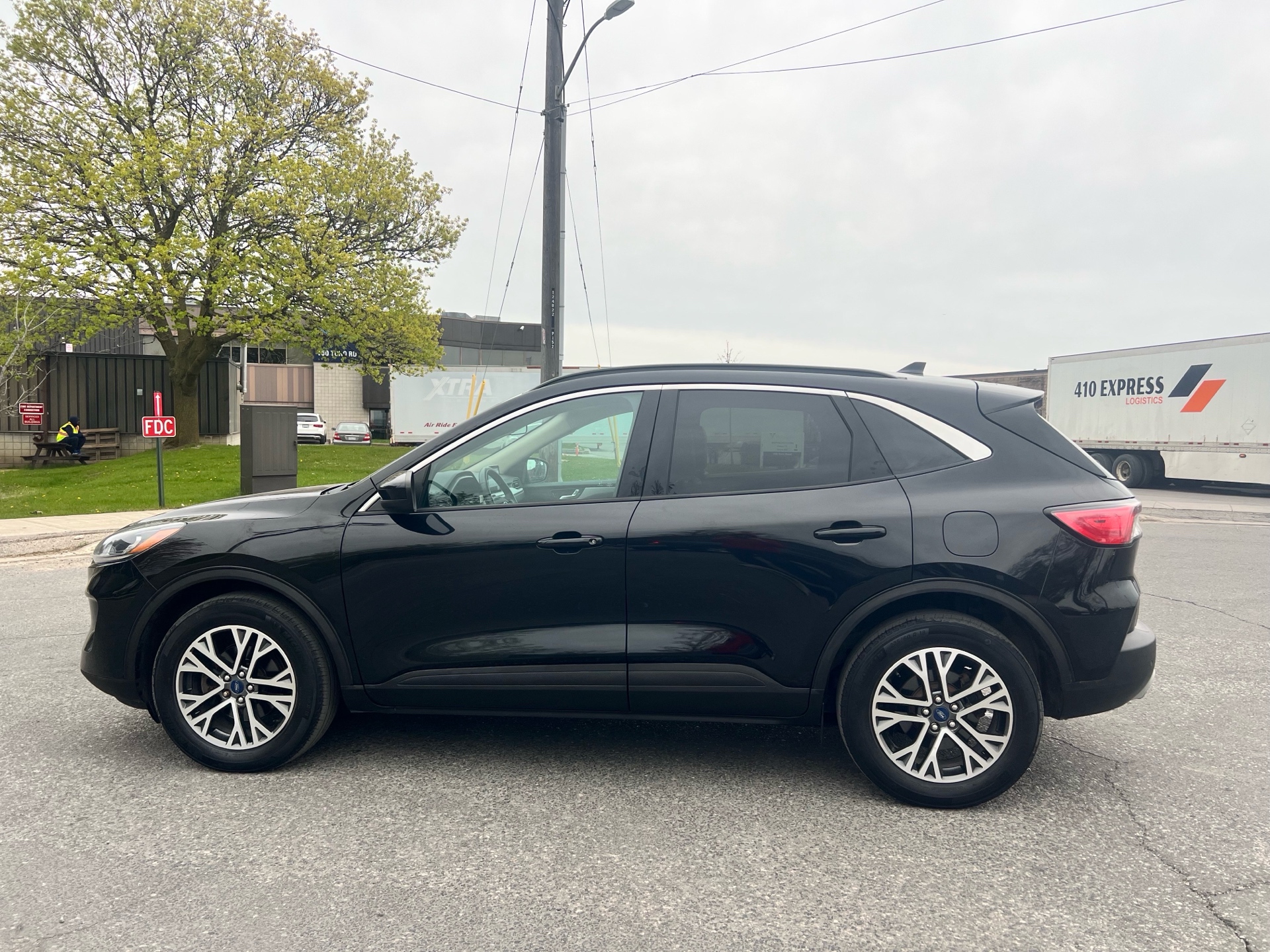 /autocainc/2020-Ford-Escape-19426449164520654.jpg