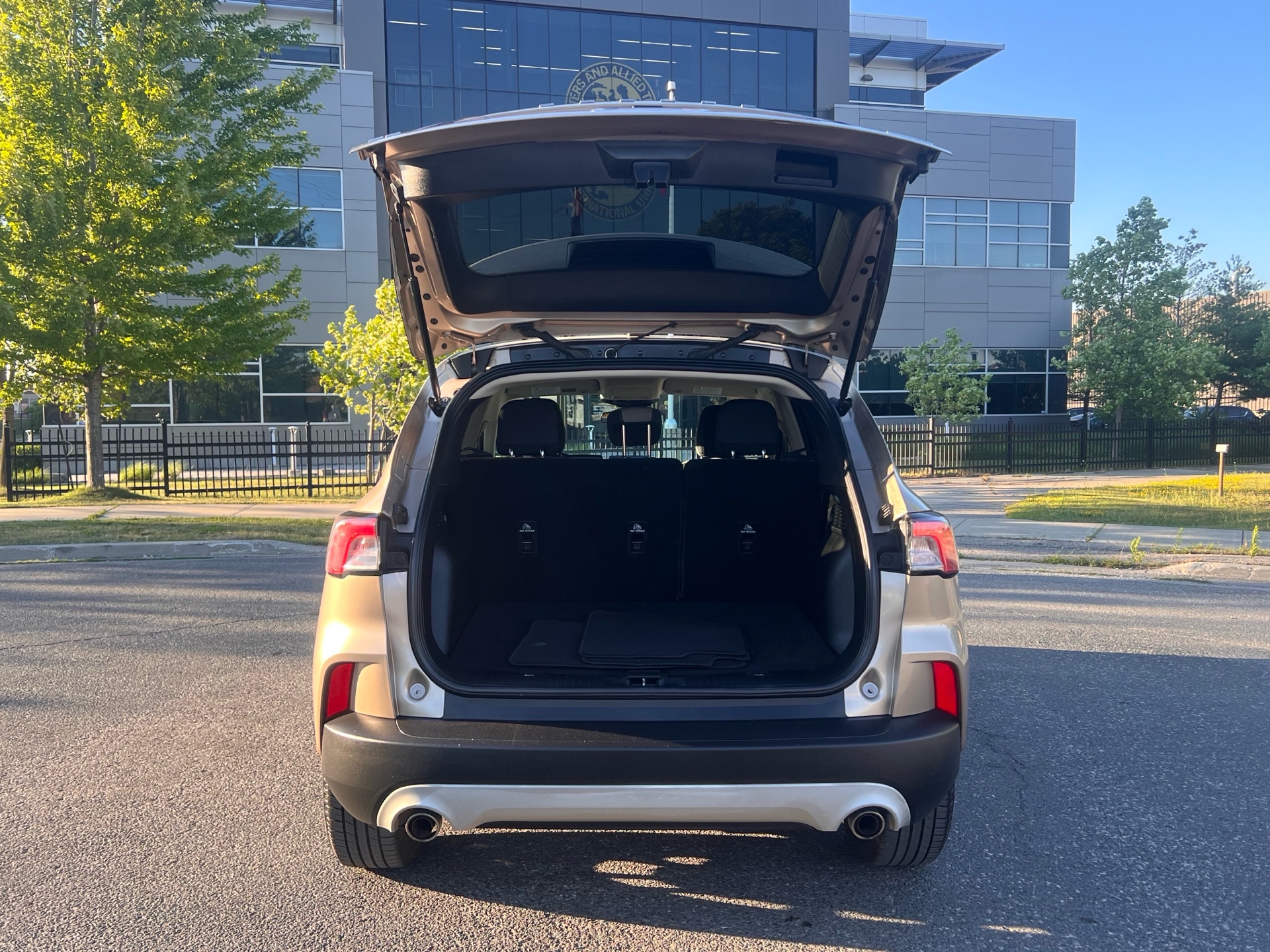 /autocainc/2020-Ford-Escape-3381849330414597.jpg