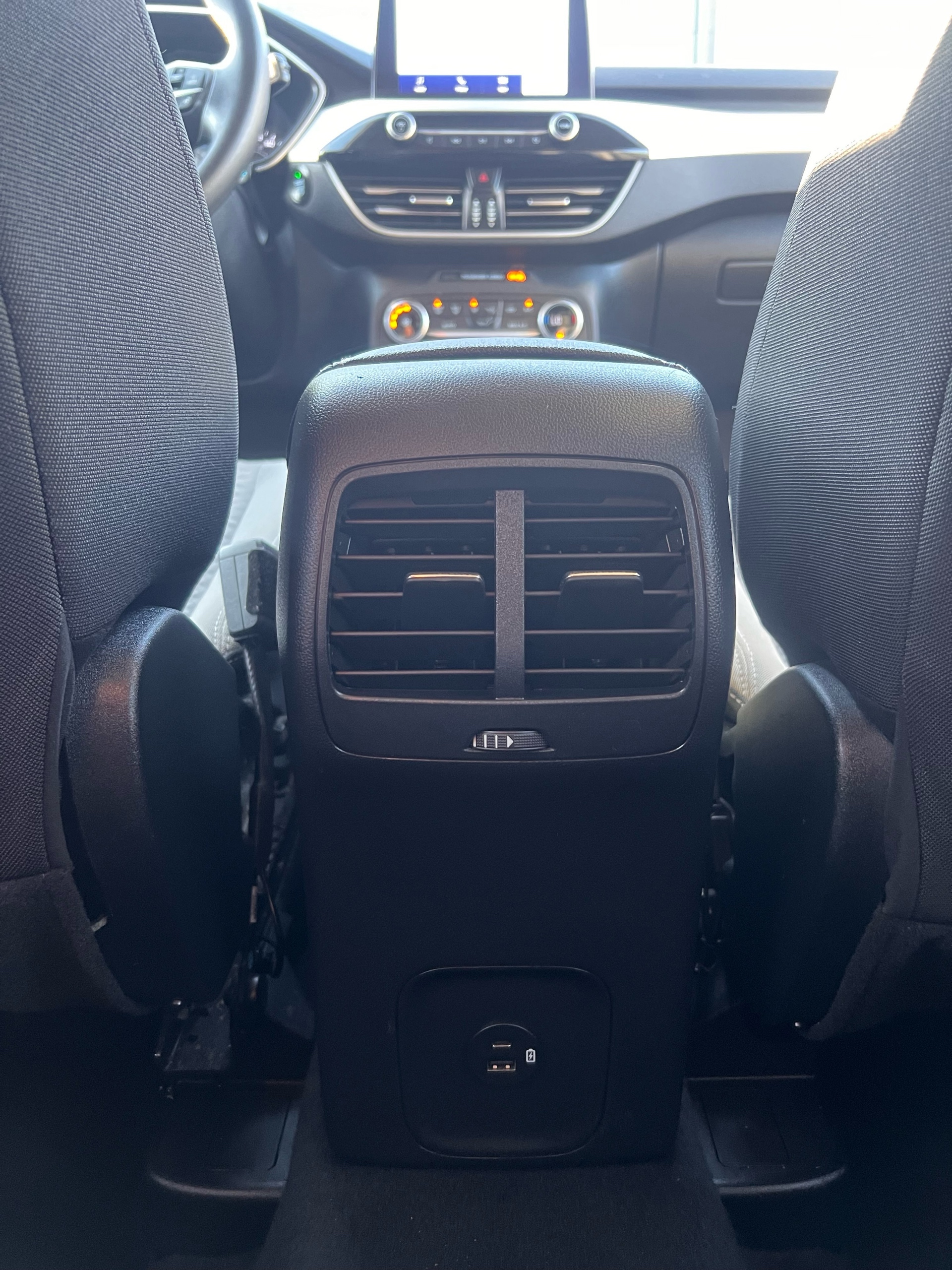 /autocainc/2020-Ford-Escape-4124110598986088.jpg