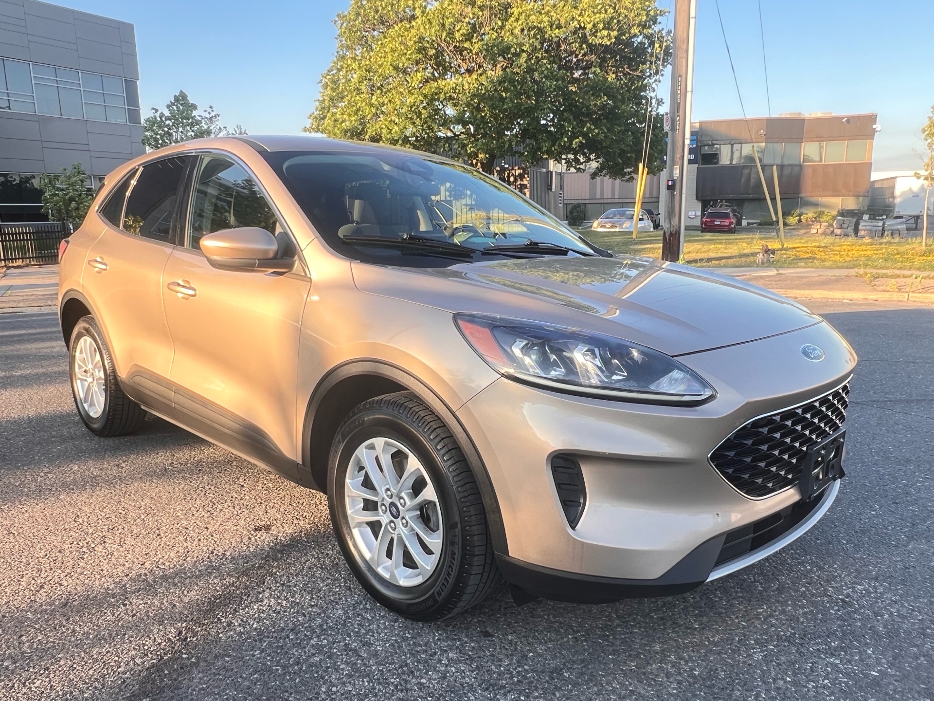 /autocainc/2020-Ford-Escape-5435410906242961.jpg