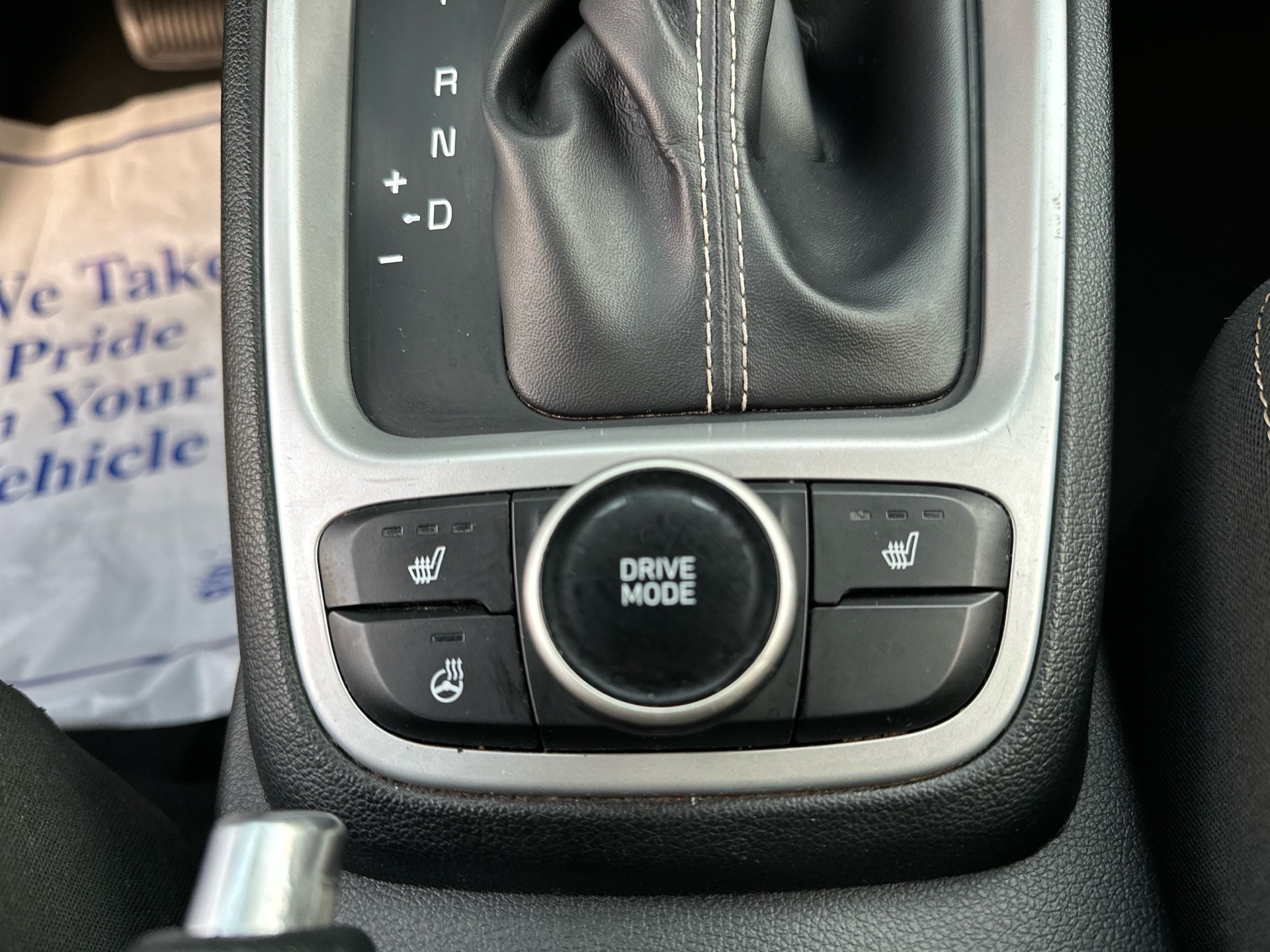 /autocainc/2021-Hyundai-Venue-5640626504286532.jpg