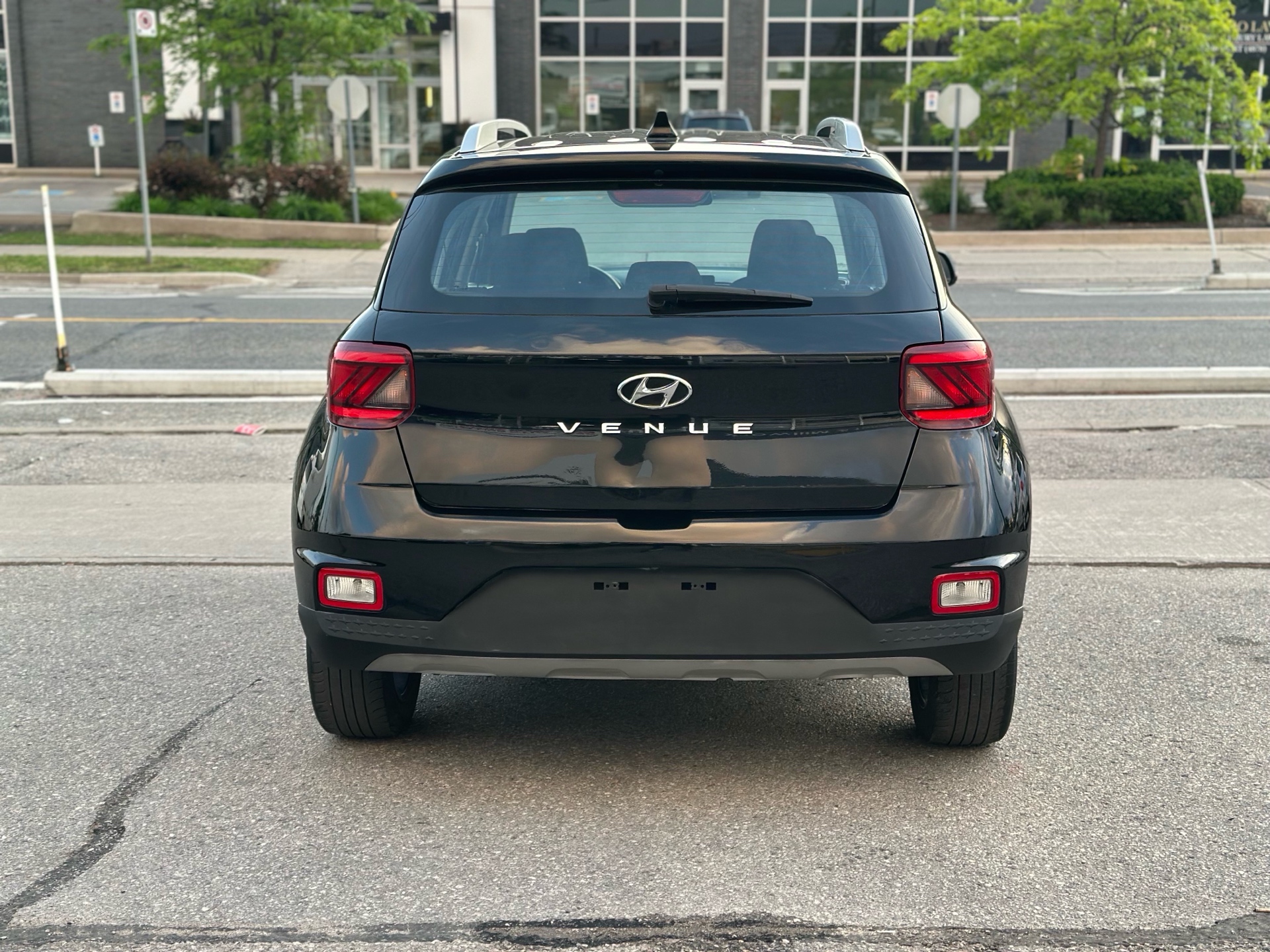 /autocainc/2021-Hyundai-Venue-9377575264392082.jpg