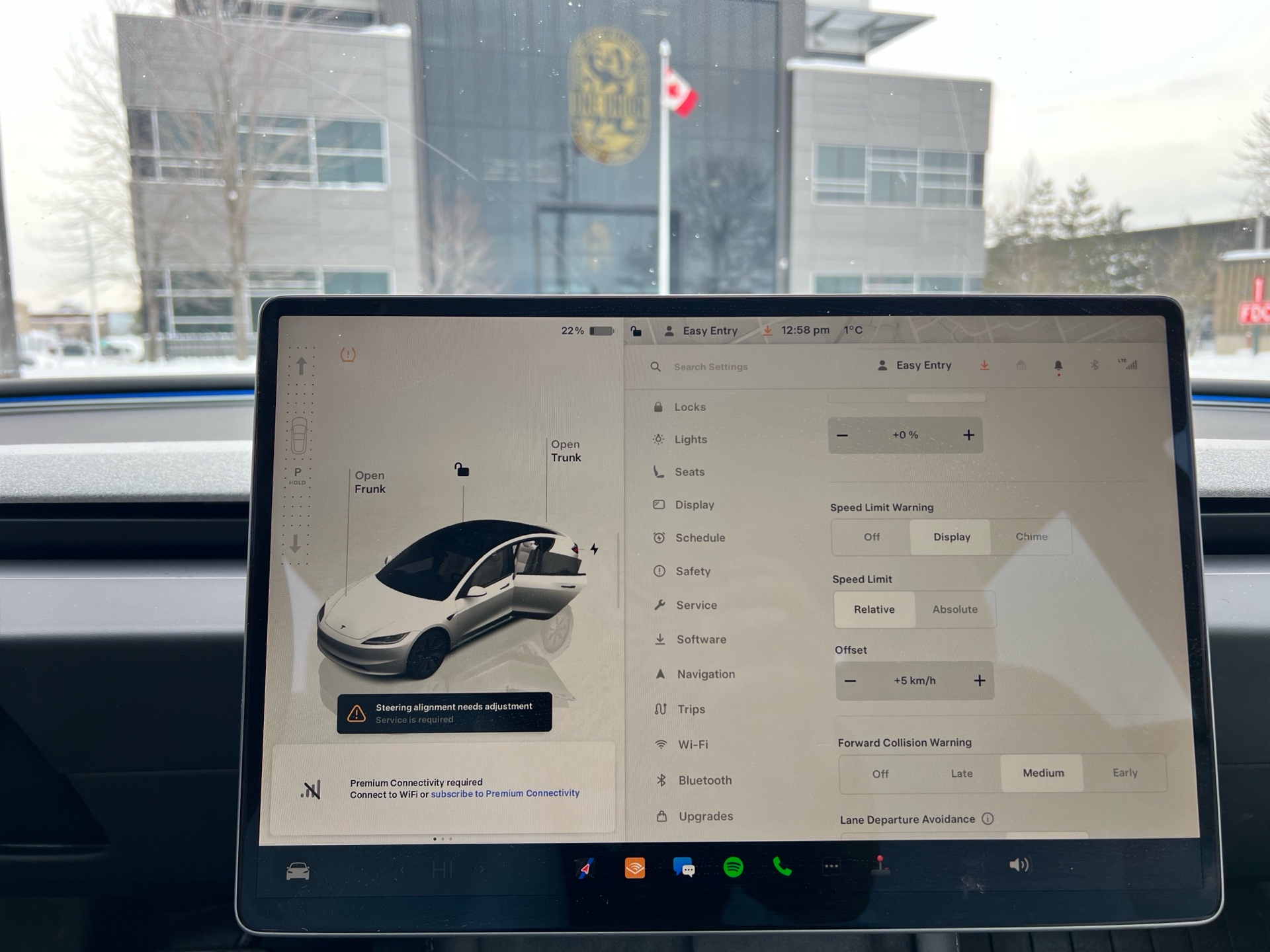 /autocainc/2025-Tesla-Model3-15702557251420757.jpg