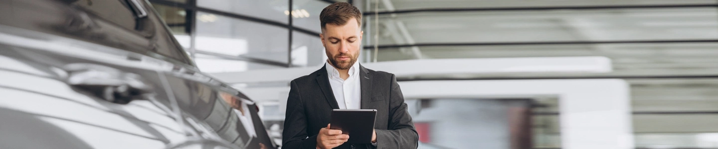 https://hillzcdn.ca/automaxvancouver/3834607376376067-finance-application.webp