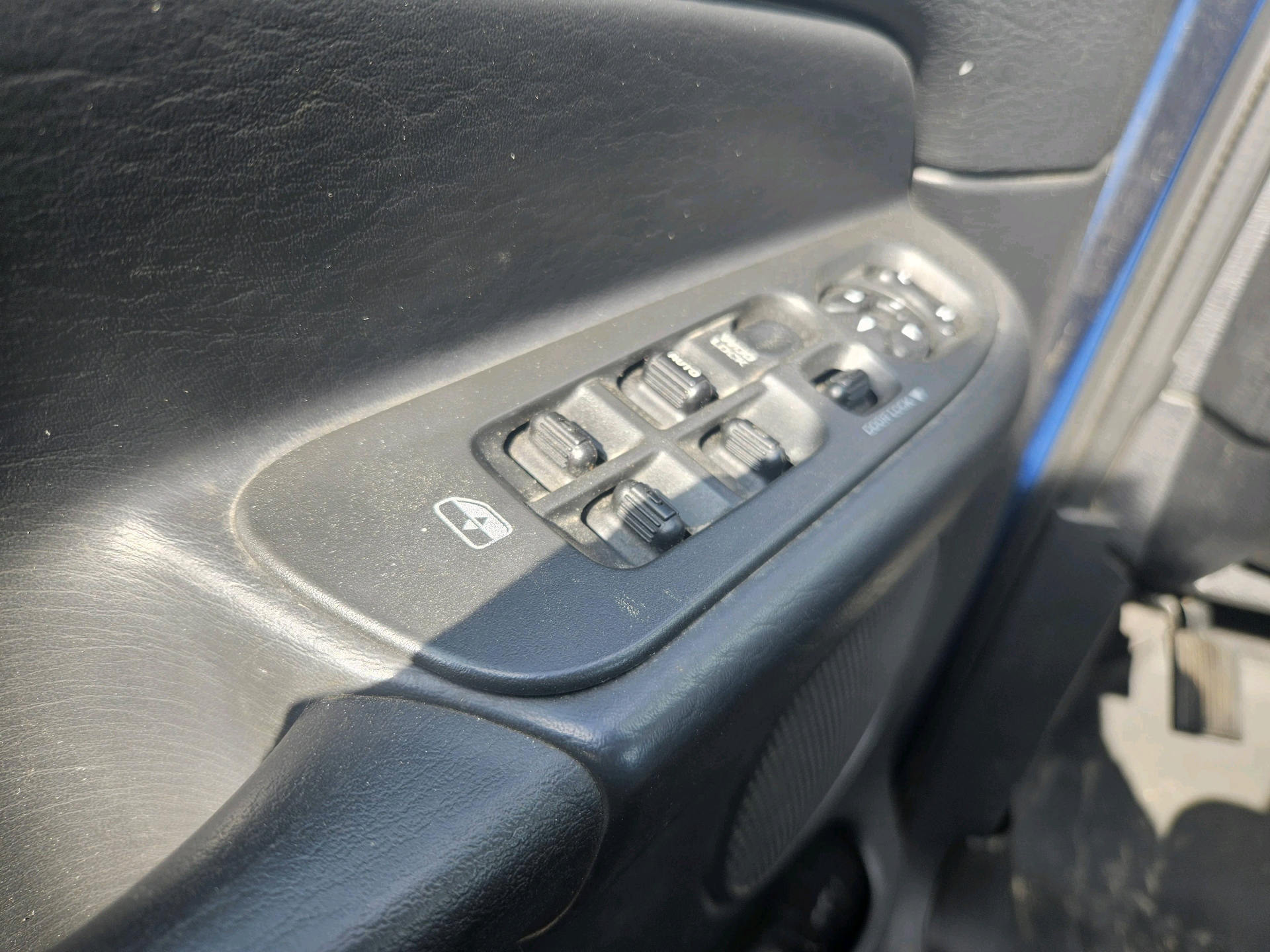 /automotionmotorsrvltd/2004-Dodge-Ram1500-9777788319291014.jpg