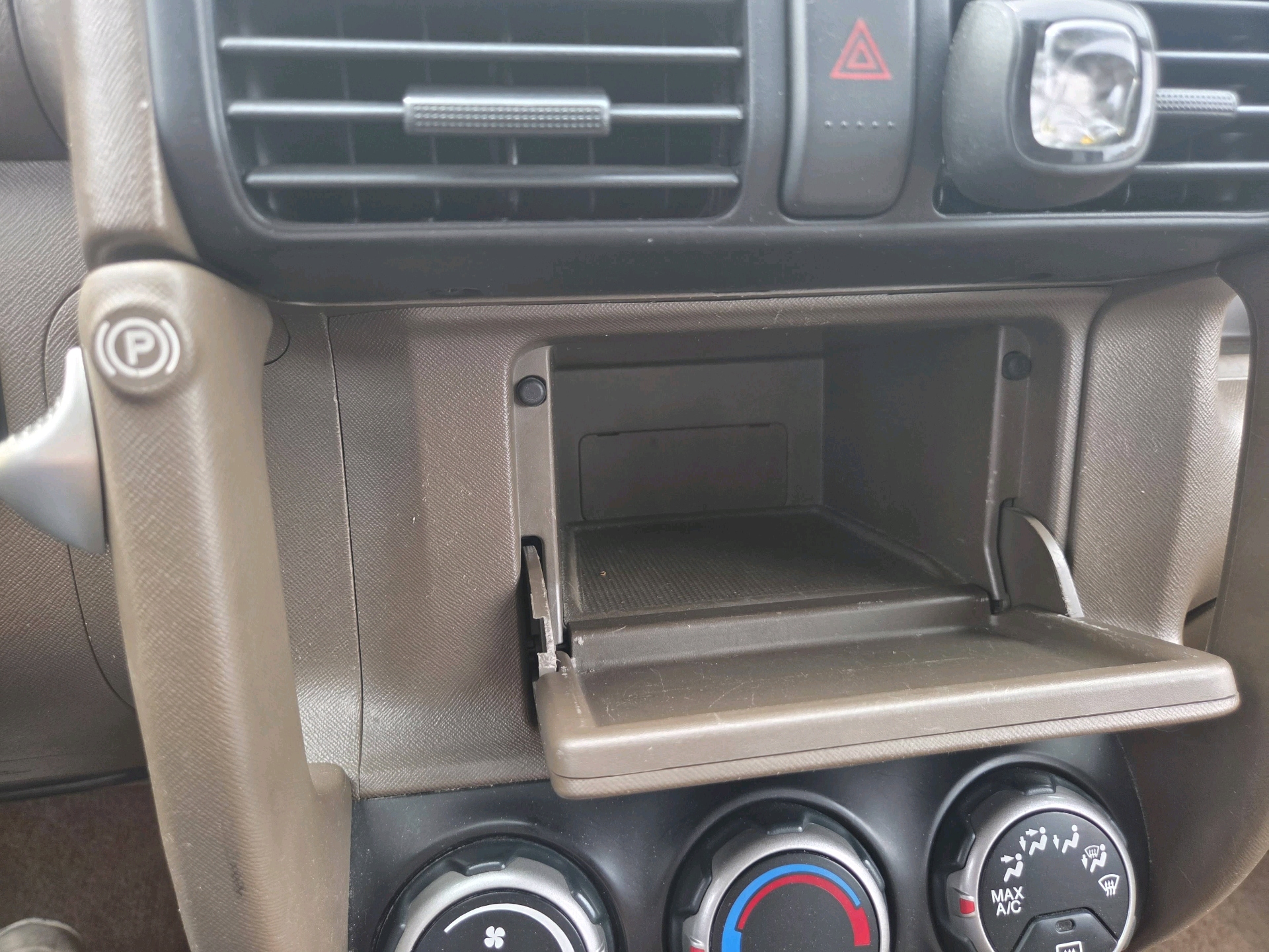 /automotionmotorsrvltd/2004-Honda-CR-V-2933330881433234.jpg