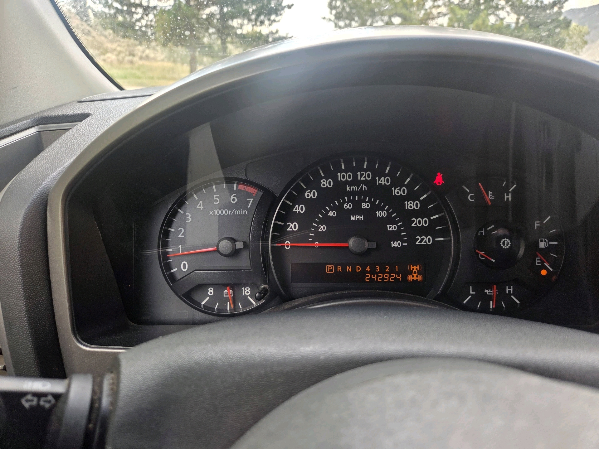 /automotionmotorsrvltd/2004-Nissan-Titan-6151697711229271.jpg
