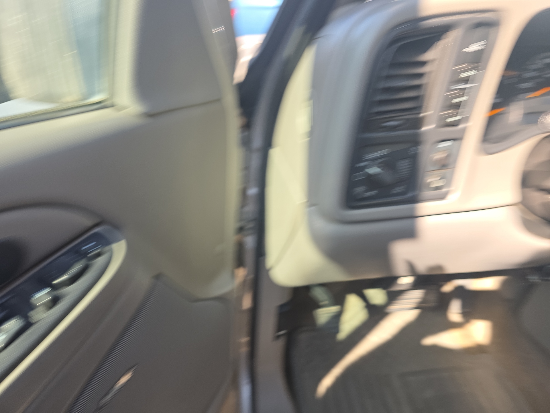 /automotionmotorsrvltd/2005-Chevrolet-Silverado2500HD-11345688123927.jpg
