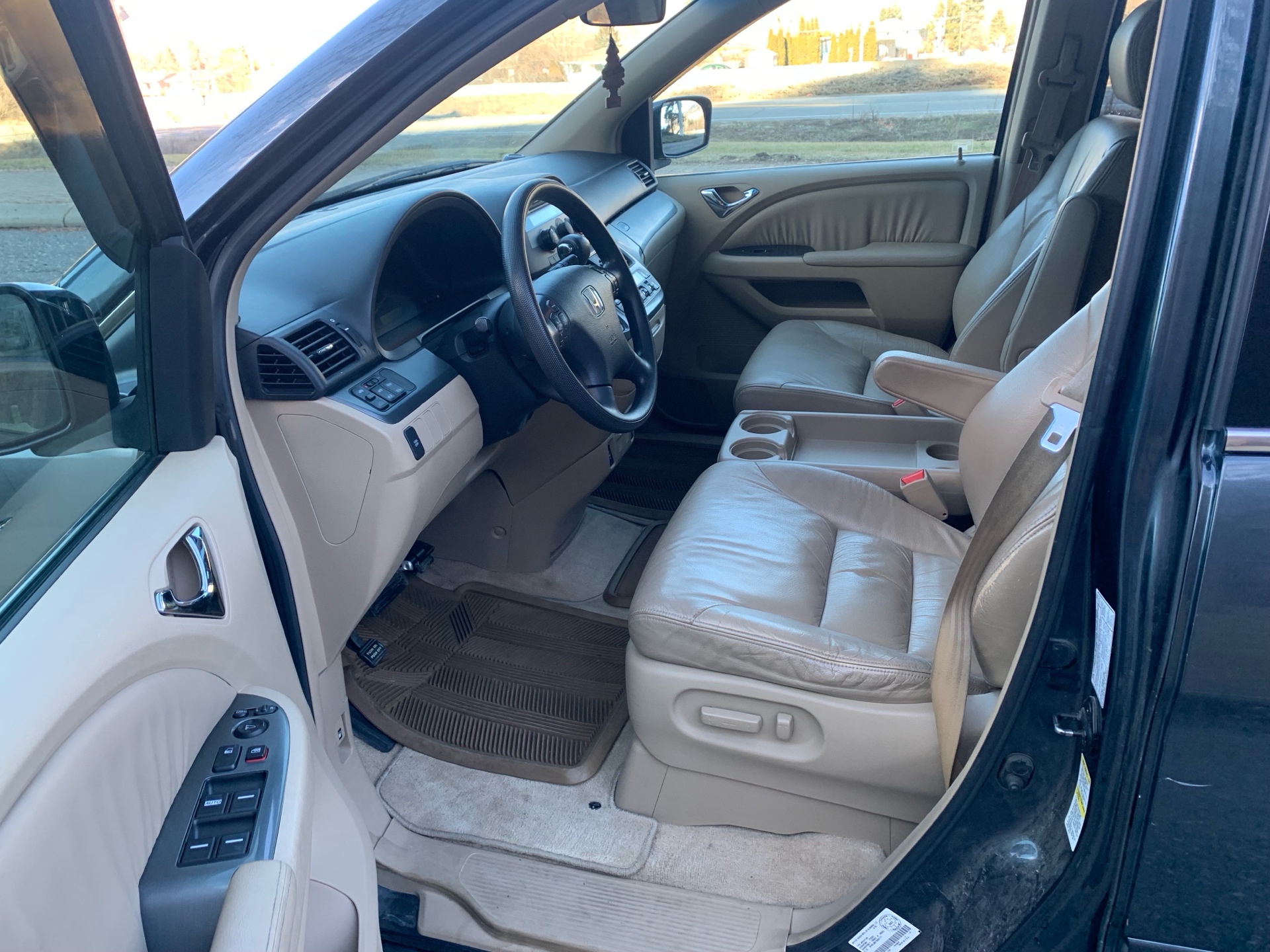 /automotionmotorsrvltd/2005-Honda-Odyssey-7631920722737664.jpg
