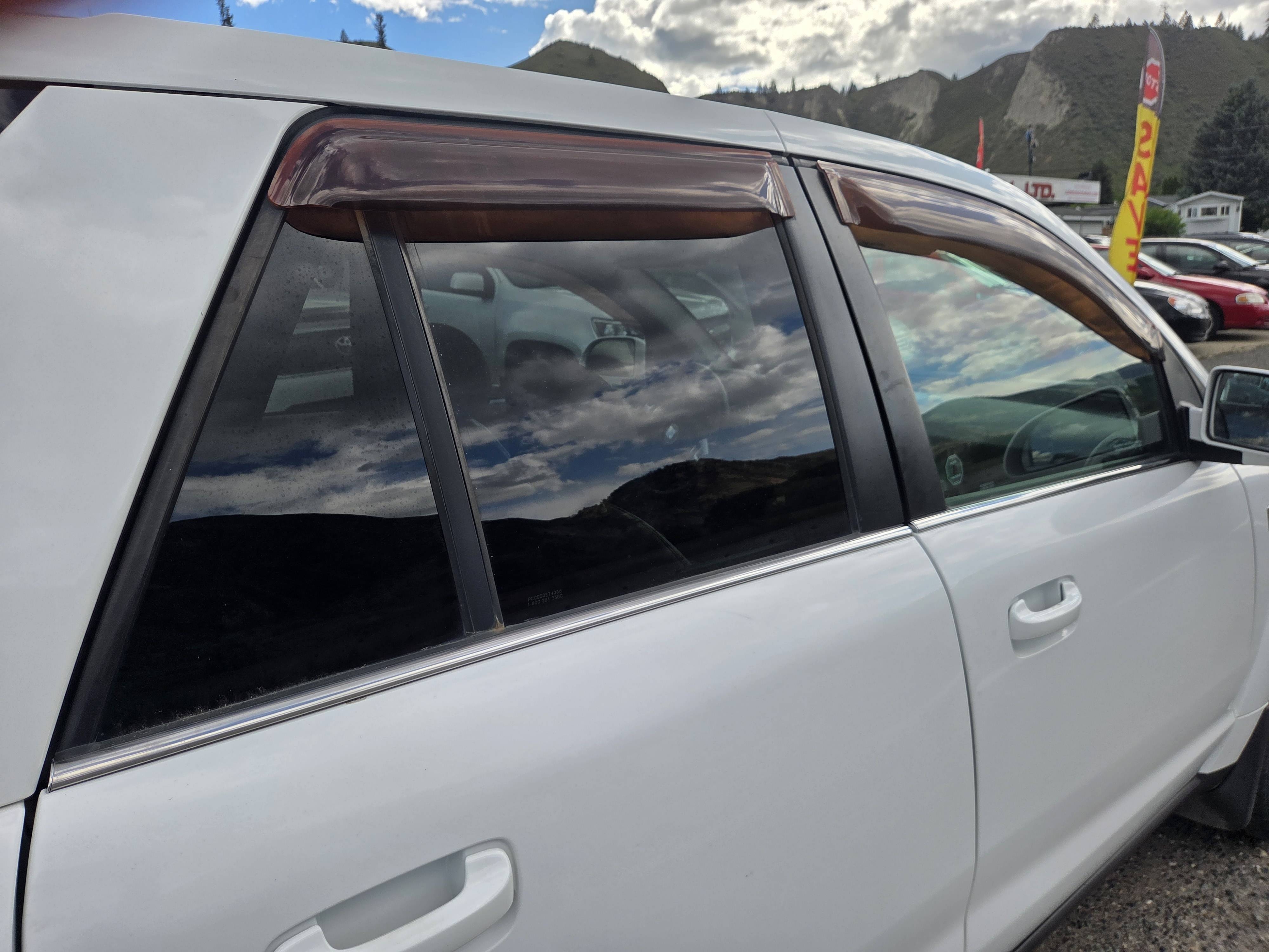 /automotionmotorsrvltd/2006-Saturn-Vue-9870663954220085.jpg