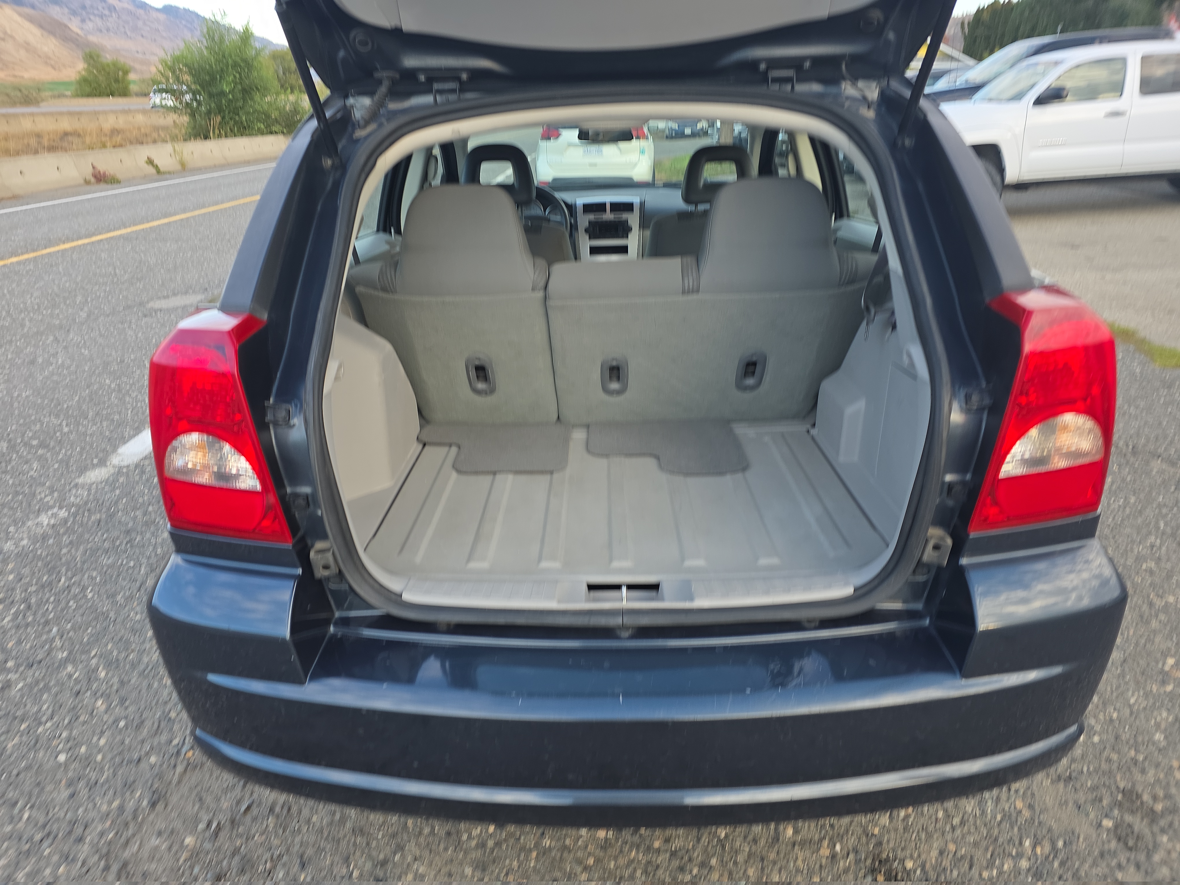 /automotionmotorsrvltd/2007-Dodge-Caliber-41034945944059653.jpg