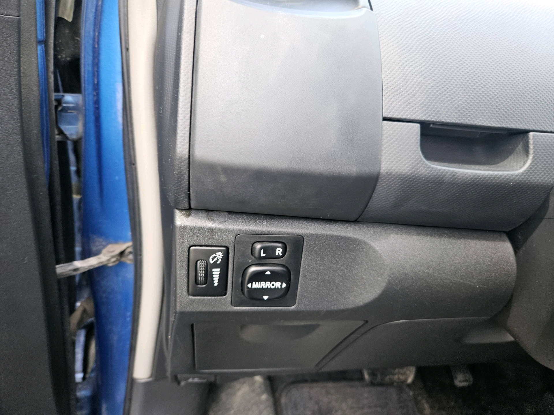 /automotionmotorsrvltd/2007-Toyota-Yaris-9050711303711503.jpg