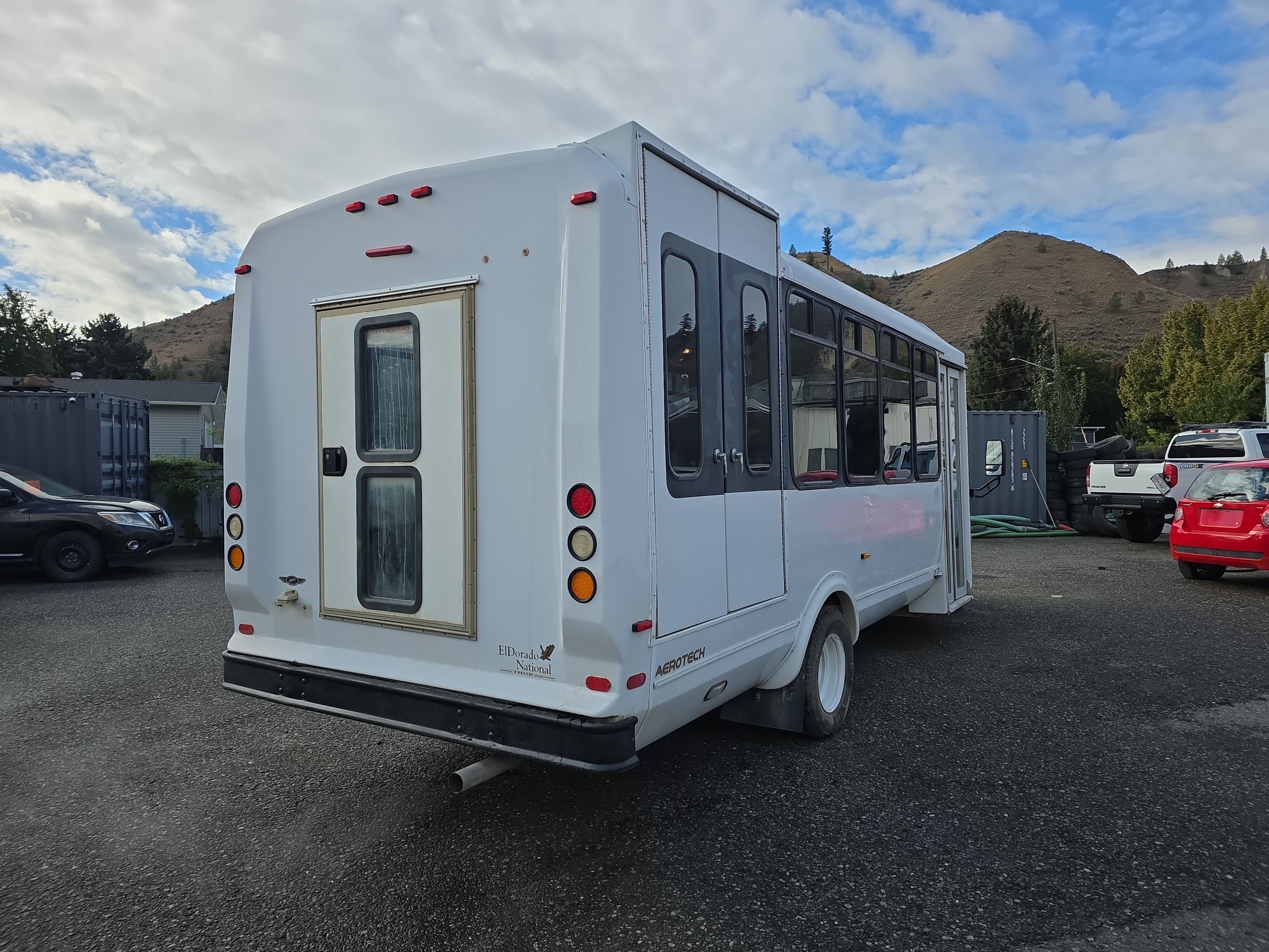 /automotionmotorsrvltd/2008-Ford-EconolineCutaway-6742954937434515.jpg