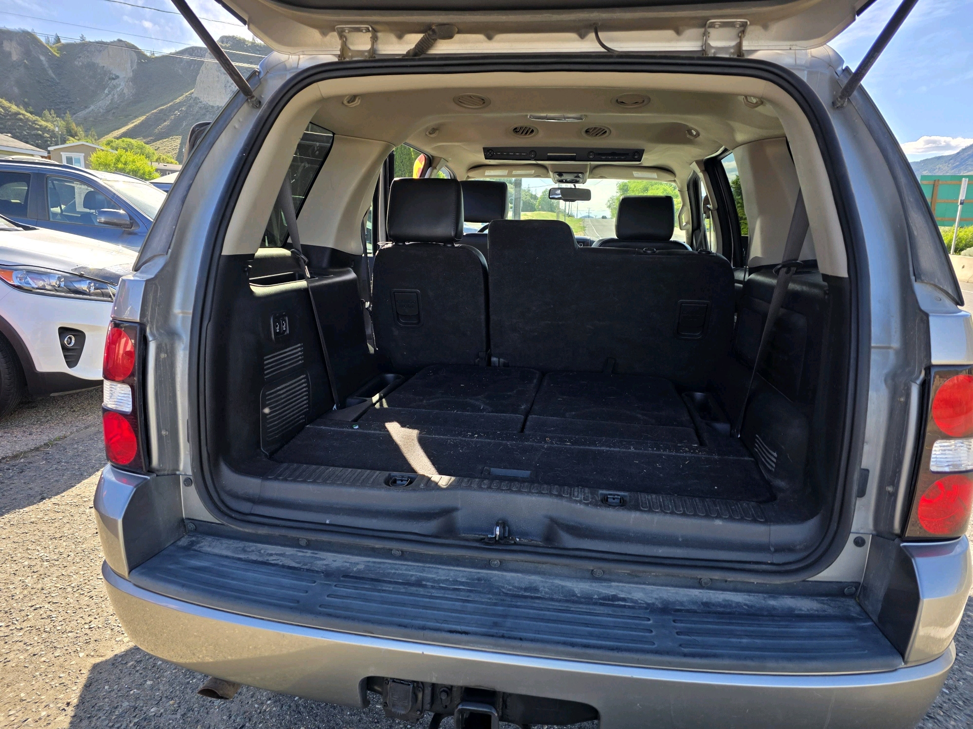 /automotionmotorsrvltd/2008-Ford-Explorer-10148680080707595.jpg