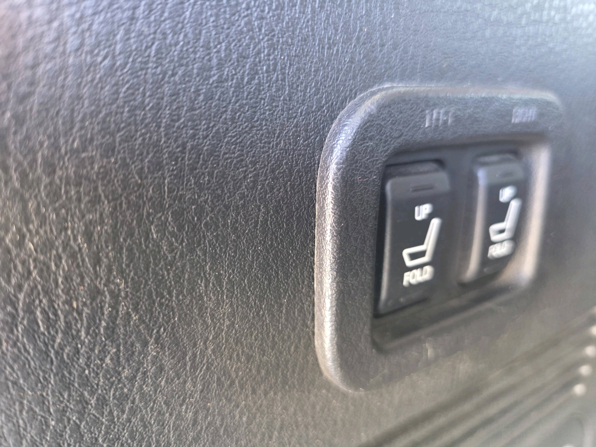 /automotionmotorsrvltd/2008-Ford-Explorer-6919838250166559.jpg