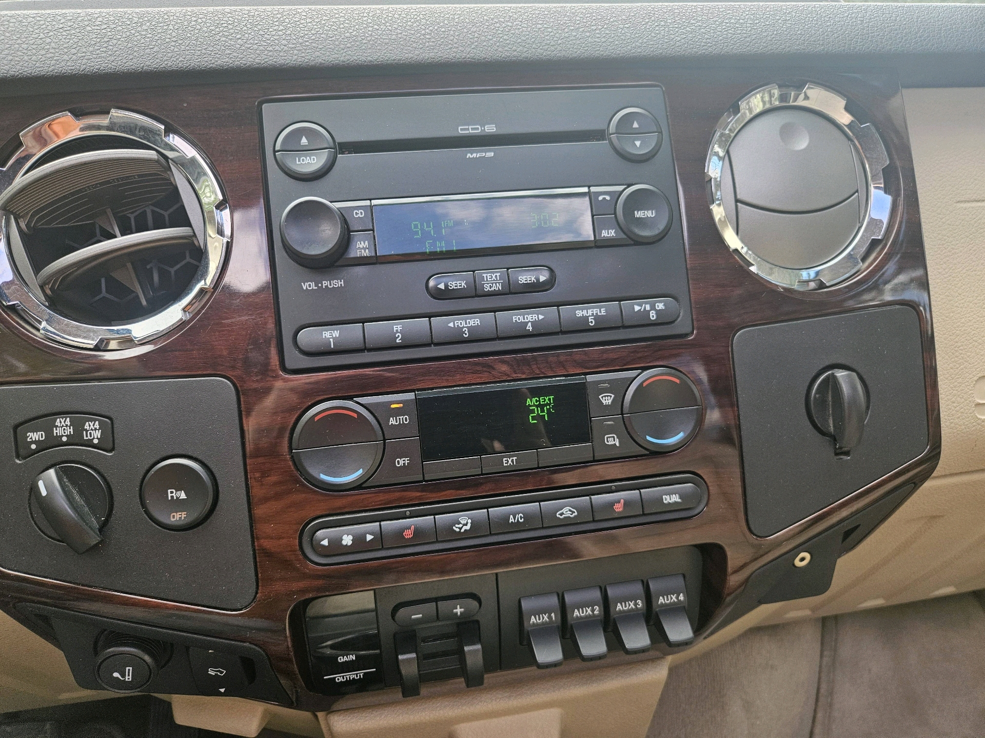 /automotionmotorsrvltd/2008-Ford-SuperDuty-42958647957103335.jpg