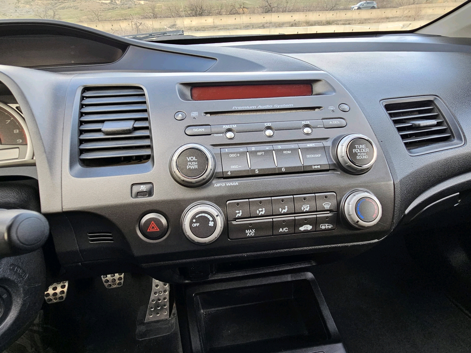 /automotionmotorsrvltd/2009-Honda-Civic-31783731335512355.jpg