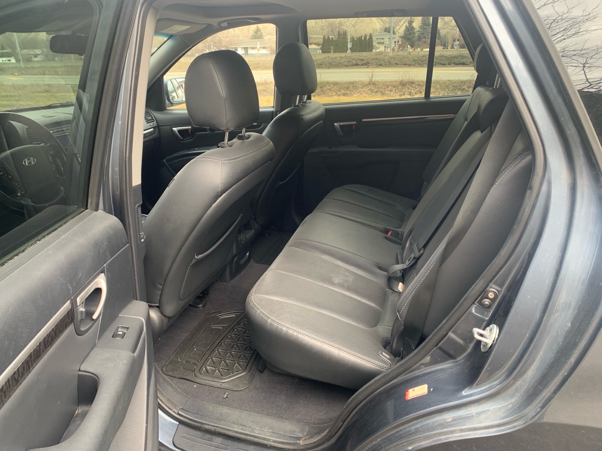 /automotionmotorsrvltd/2009-Hyundai-SantaFe-040957154999726075.jpg
