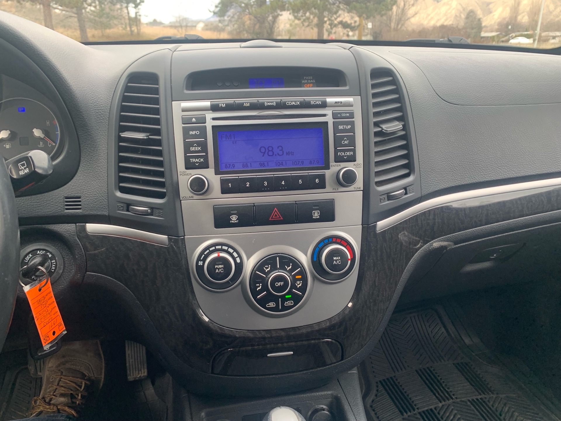 /automotionmotorsrvltd/2009-Hyundai-SantaFe-153931296000702.jpg