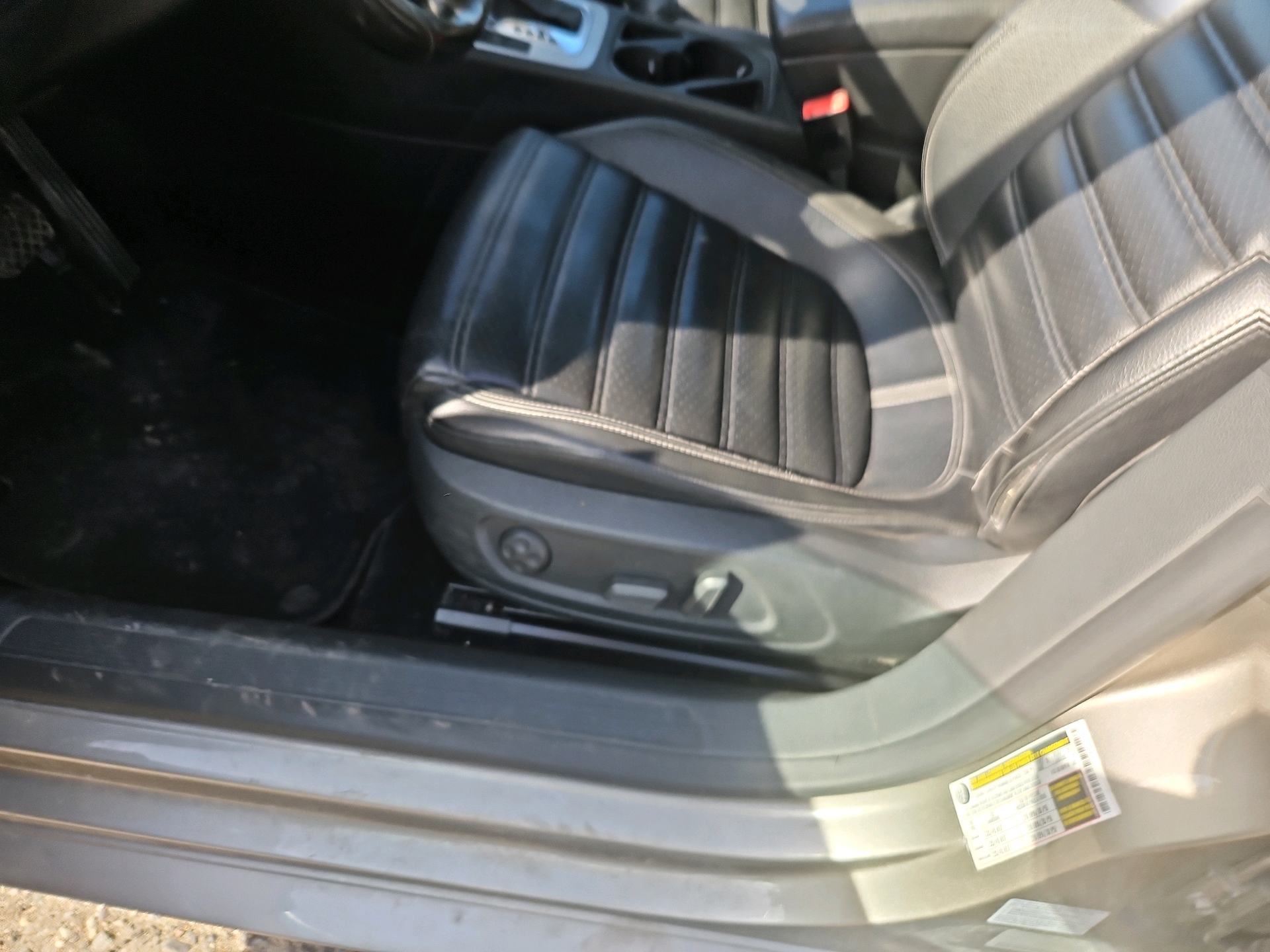 /automotionmotorsrvltd/2010-Volkswagen-PassatCC-0235674265175021.jpg
