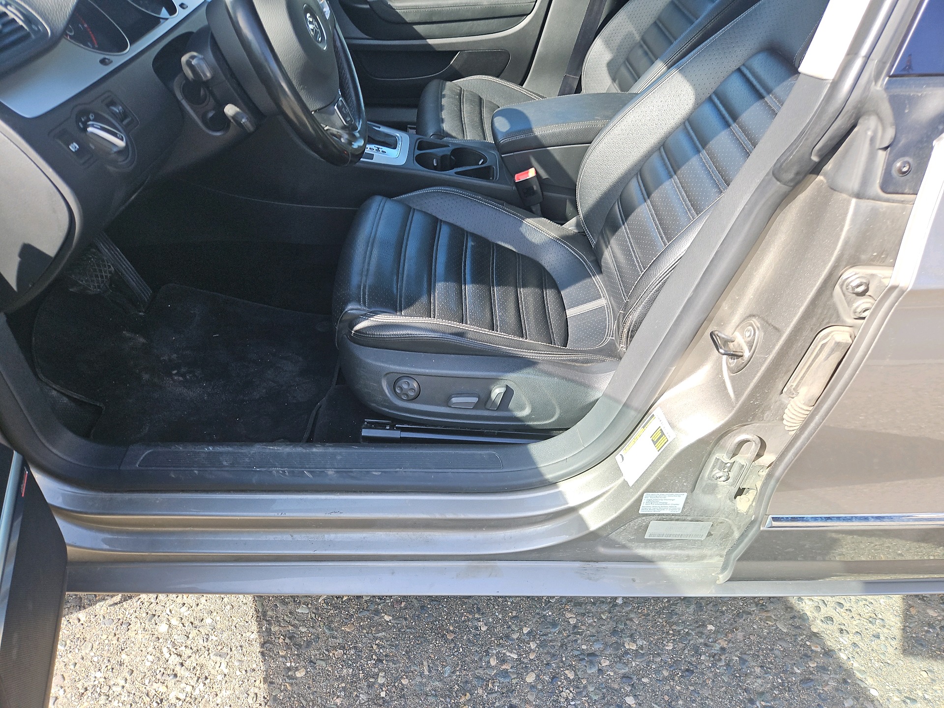 /automotionmotorsrvltd/2010-Volkswagen-PassatCC-4236939286201571.jpg