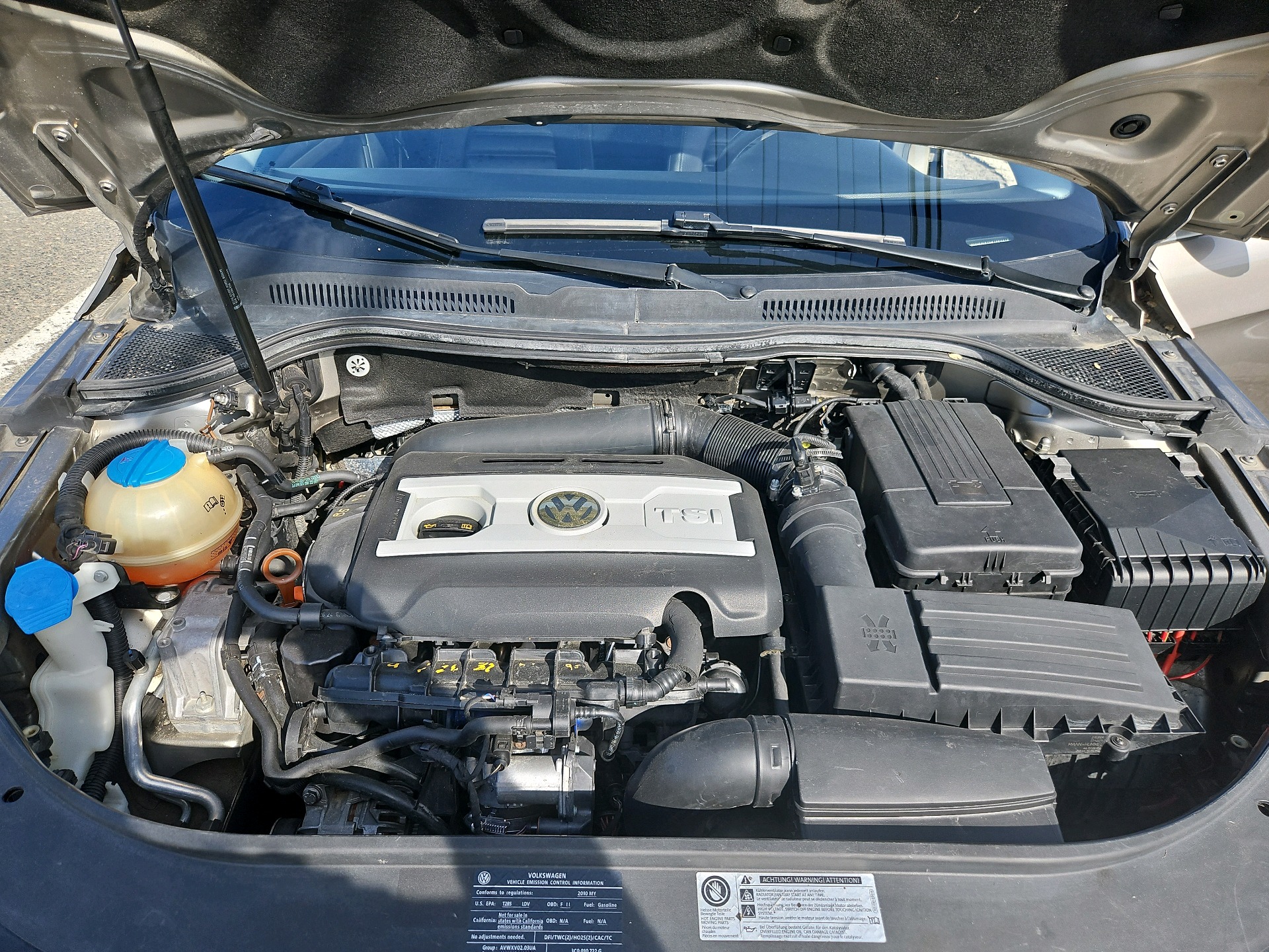 /automotionmotorsrvltd/2010-Volkswagen-PassatCC-7416689406537513.jpg