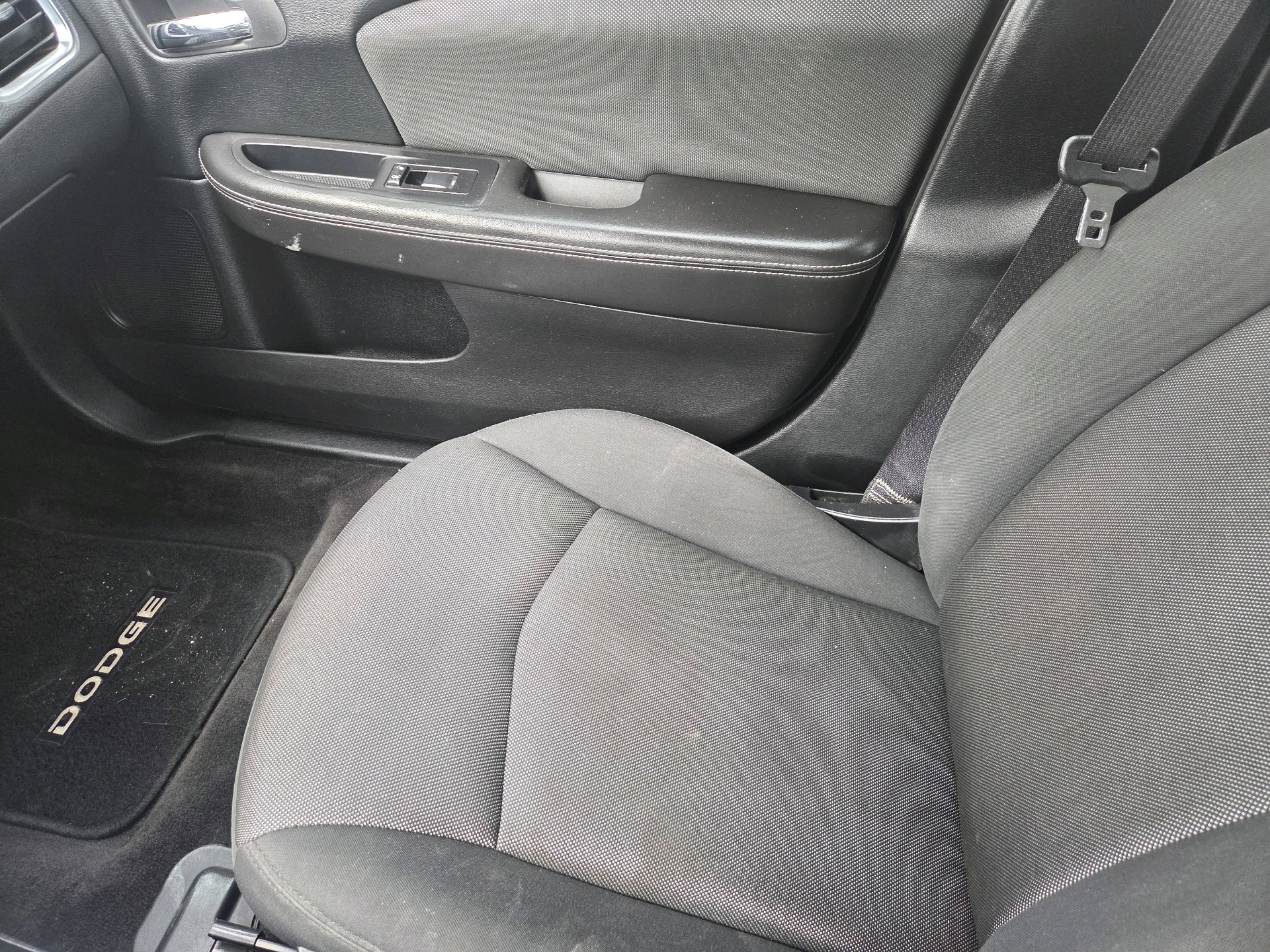 /automotionmotorsrvltd/2011-Dodge-Avenger-49753741542448937.jpg
