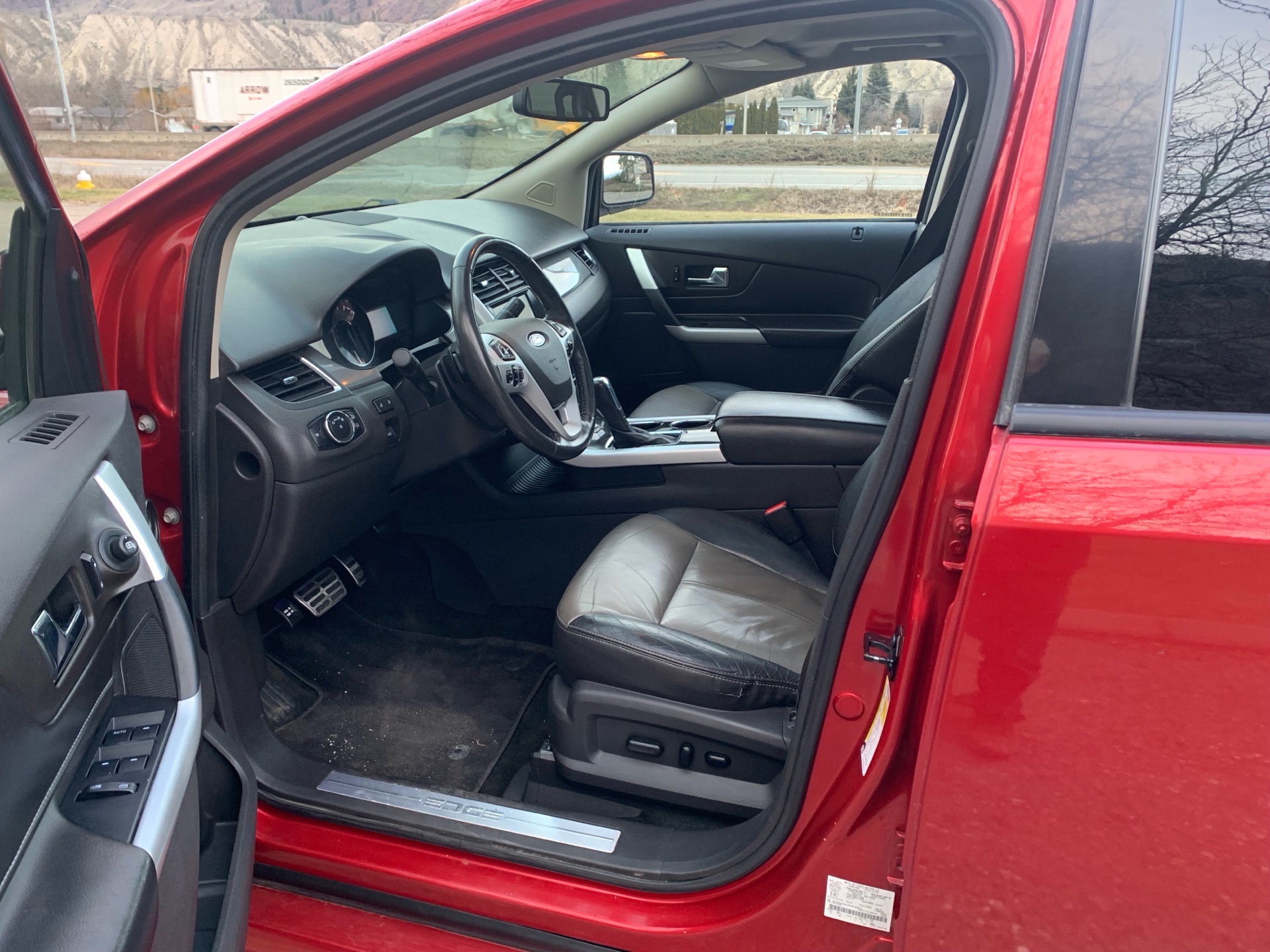 /automotionmotorsrvltd/2011-Ford-Edge-4377344391321498.jpg