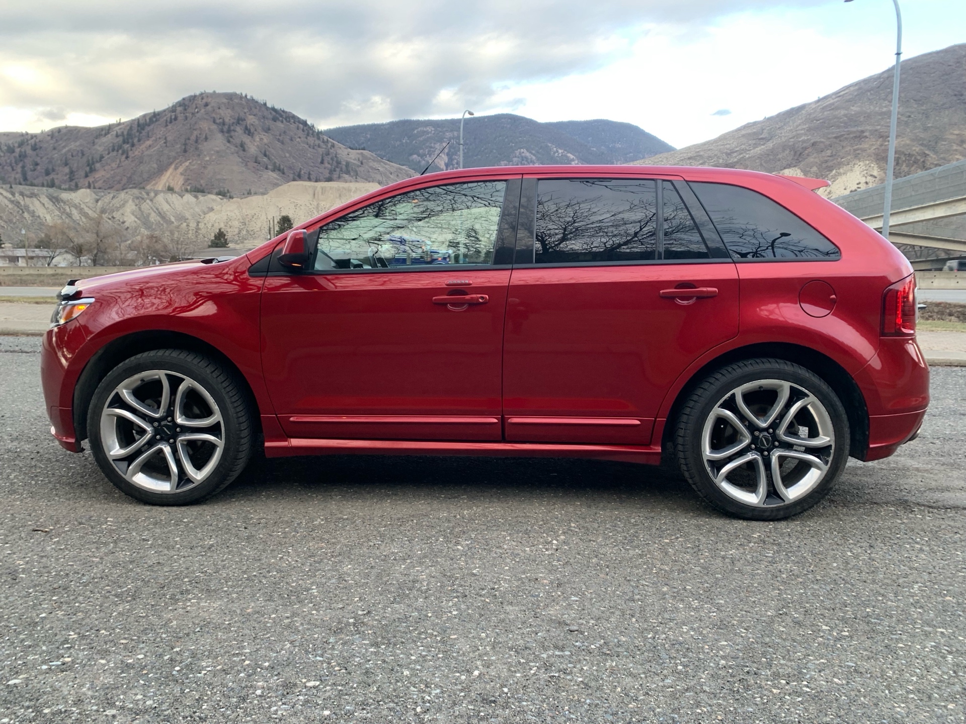 /automotionmotorsrvltd/2011-Ford-Edge-7916914387972671.jpg