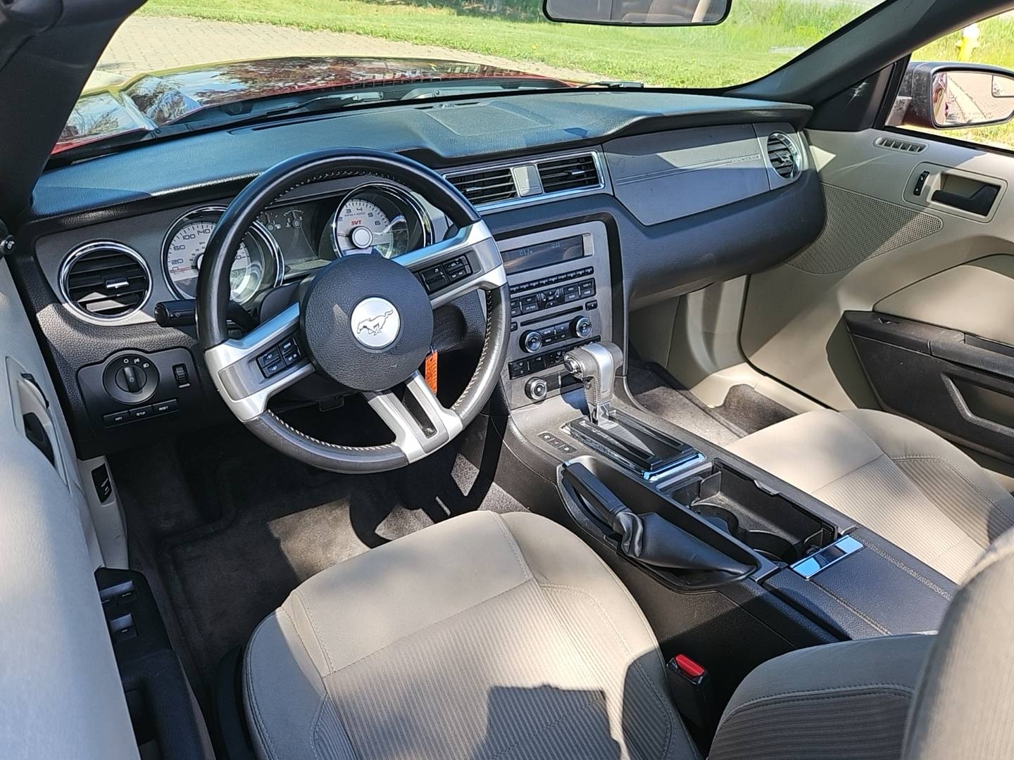 /automotionmotorsrvltd/2011-Ford-Mustang-5709884215794092.jpg