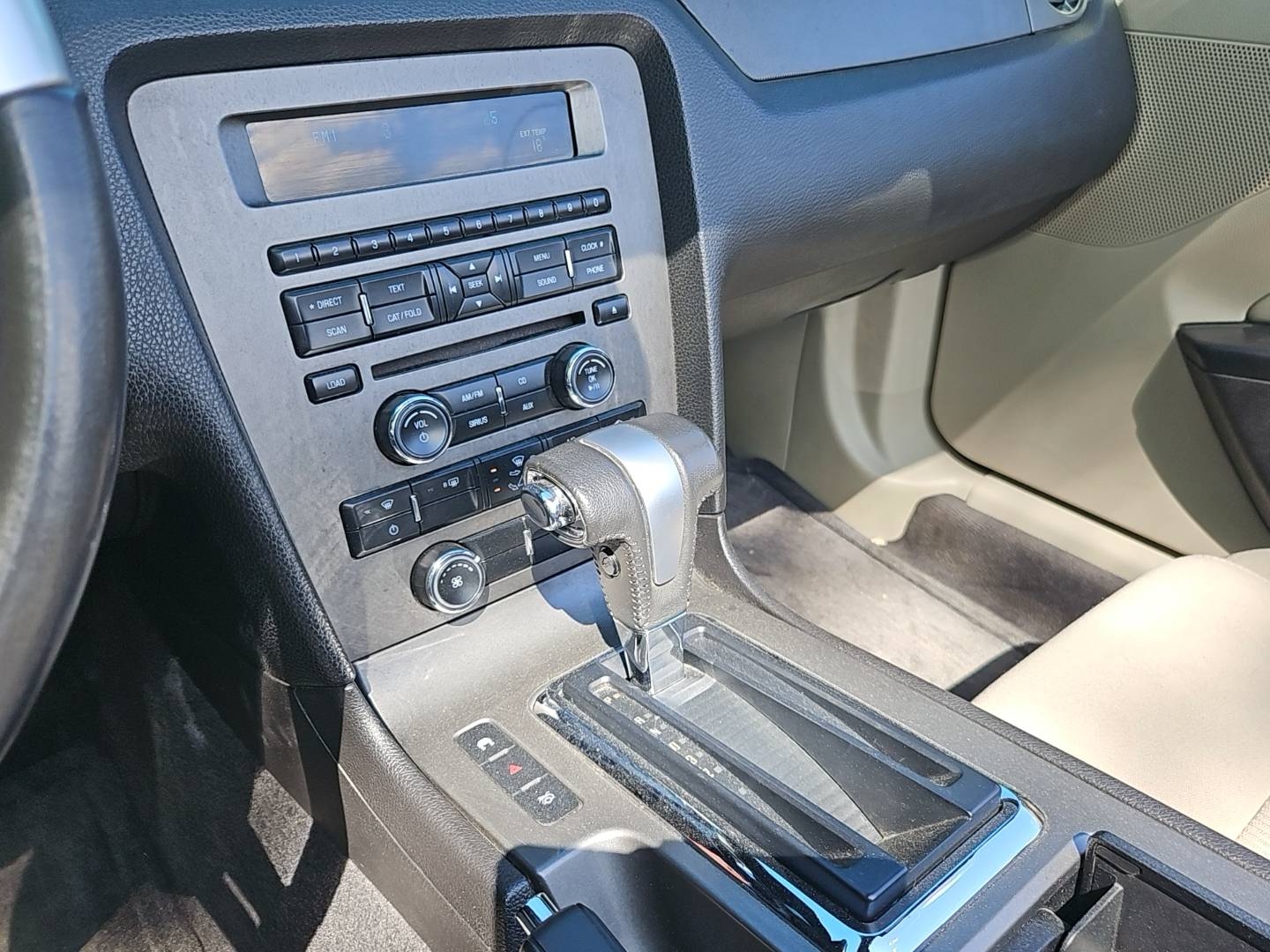 /automotionmotorsrvltd/2011-Ford-Mustang-7187154561596105.jpg