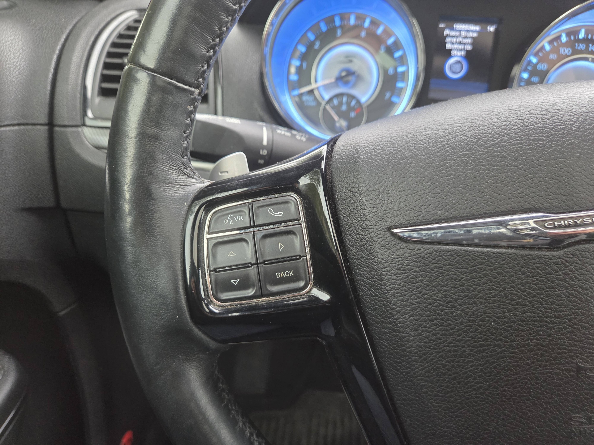 /automotionmotorsrvltd/2012-Chrysler-300-7573449932222689.jpg