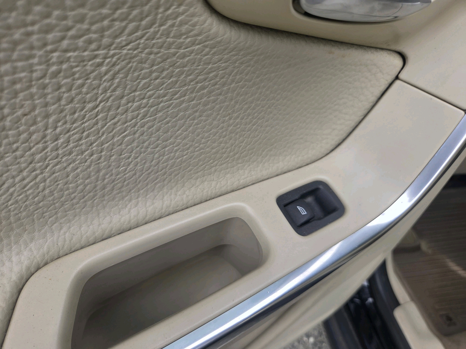 /automotionmotorsrvltd/2012-Volvo-XC60-7276918022360939.jpg