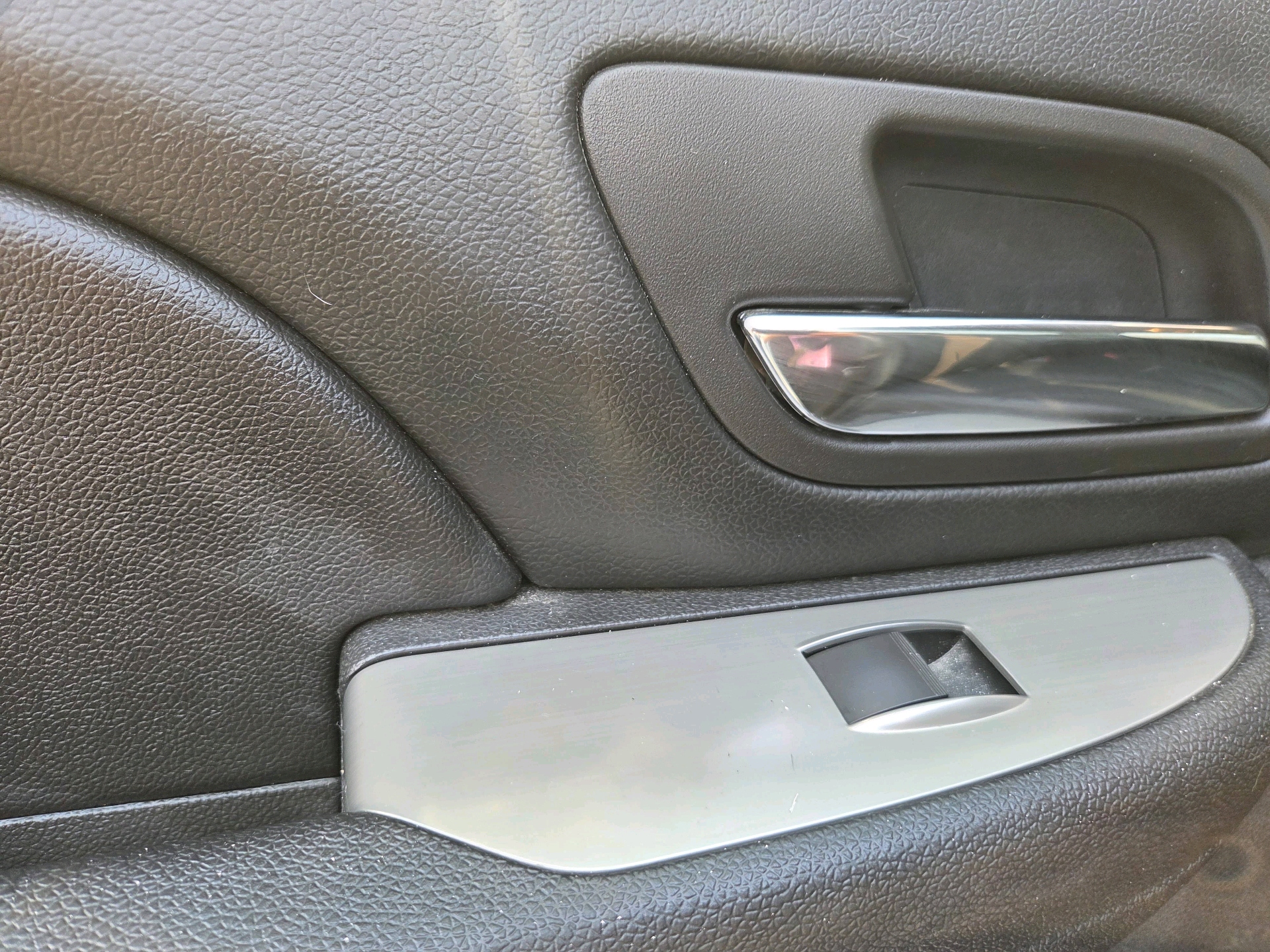 /automotionmotorsrvltd/2013-Chevrolet-Silverado1500-07182072010965834.jpg